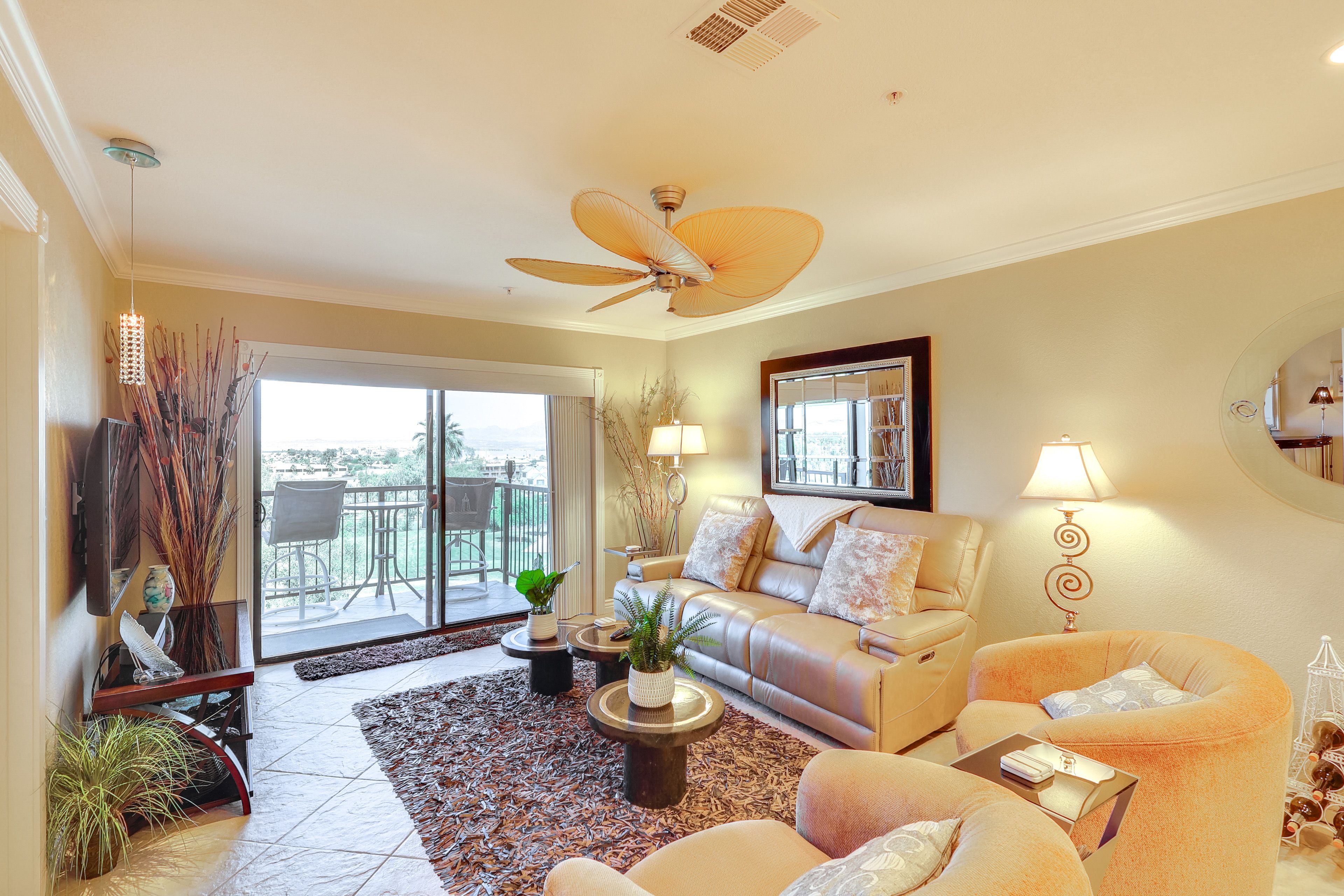 Living Room | Free WiFi | Central A/C & Heating