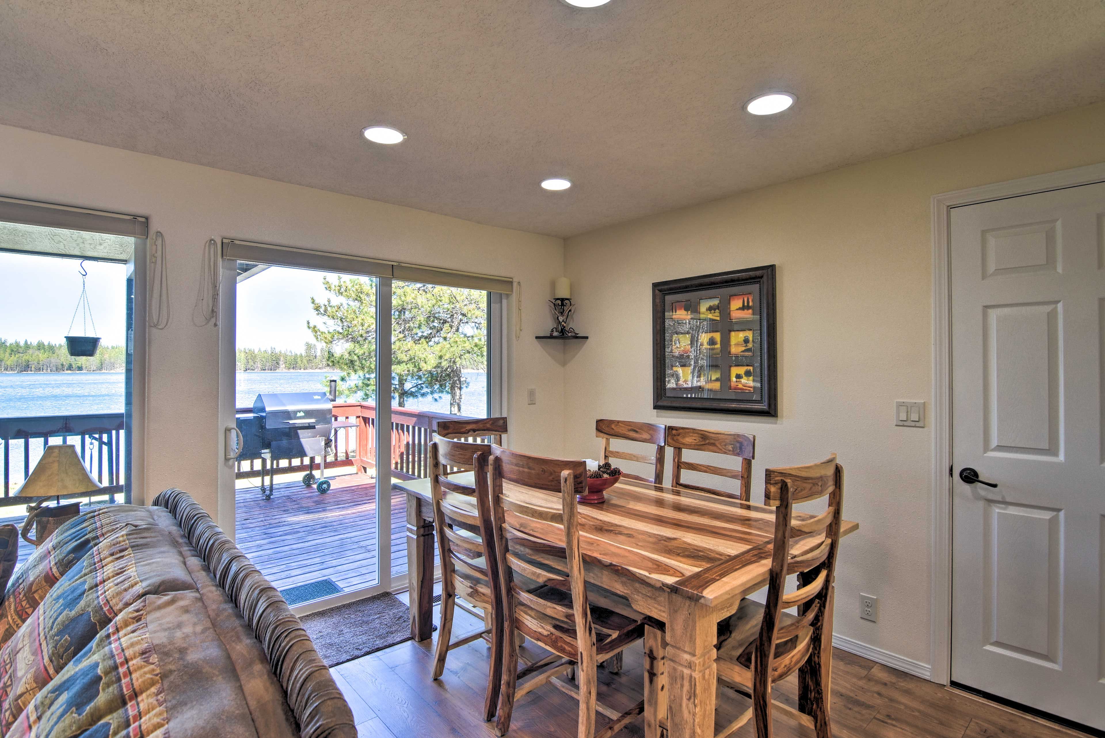 Dining Space | Dishware & Flatware