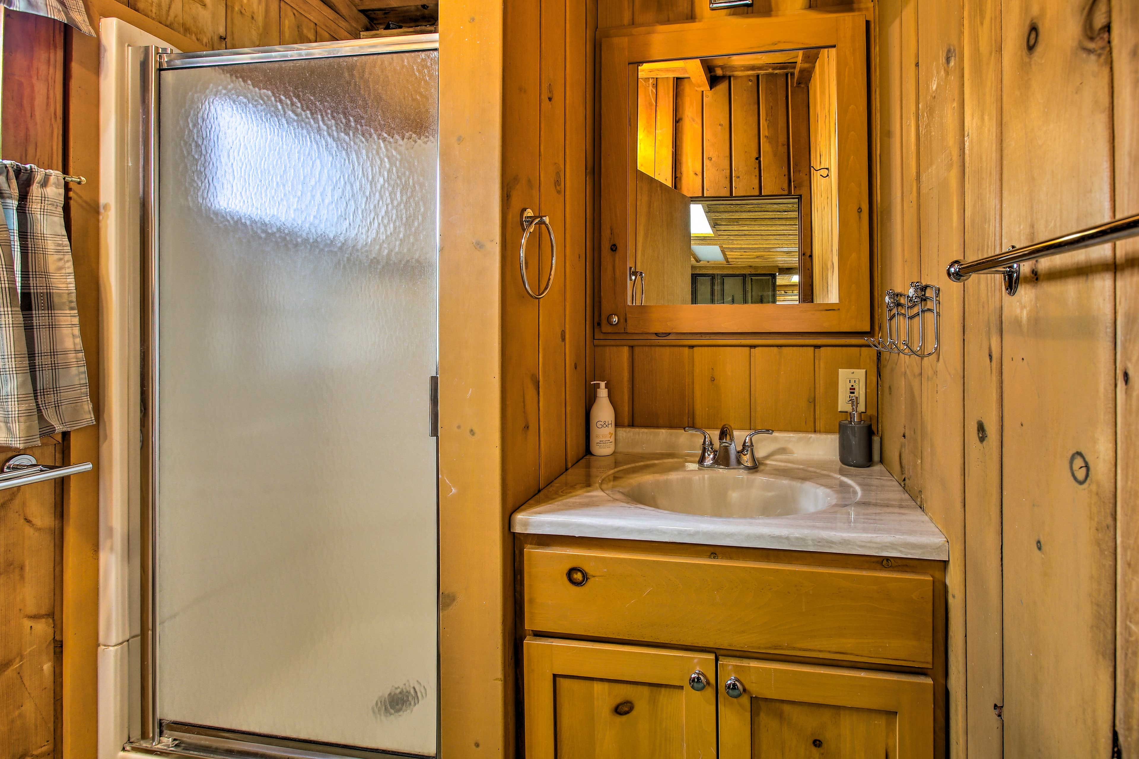 Bathroom | Towels Provided