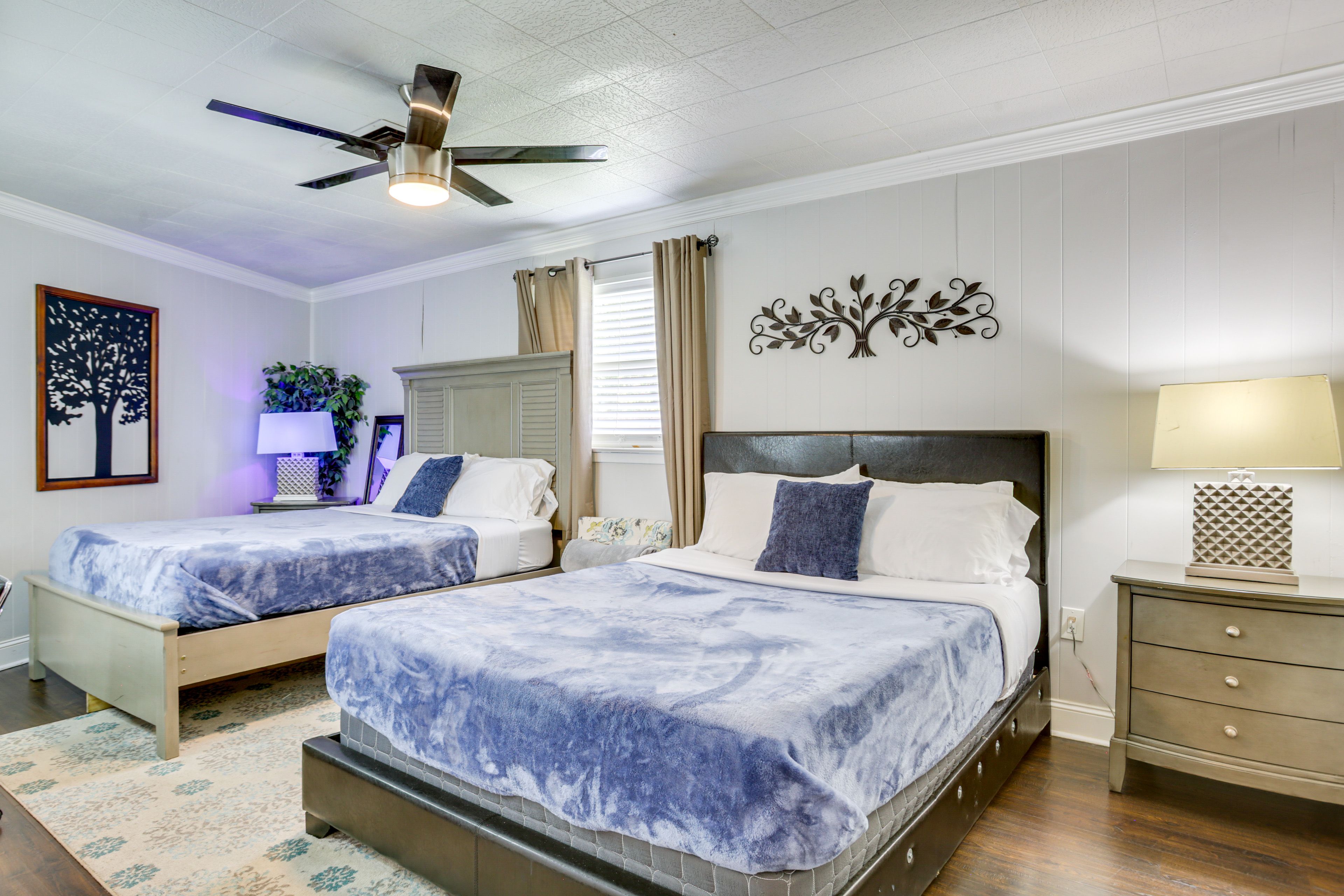 Bedroom 3 | 2 Queen Beds | Smart TV