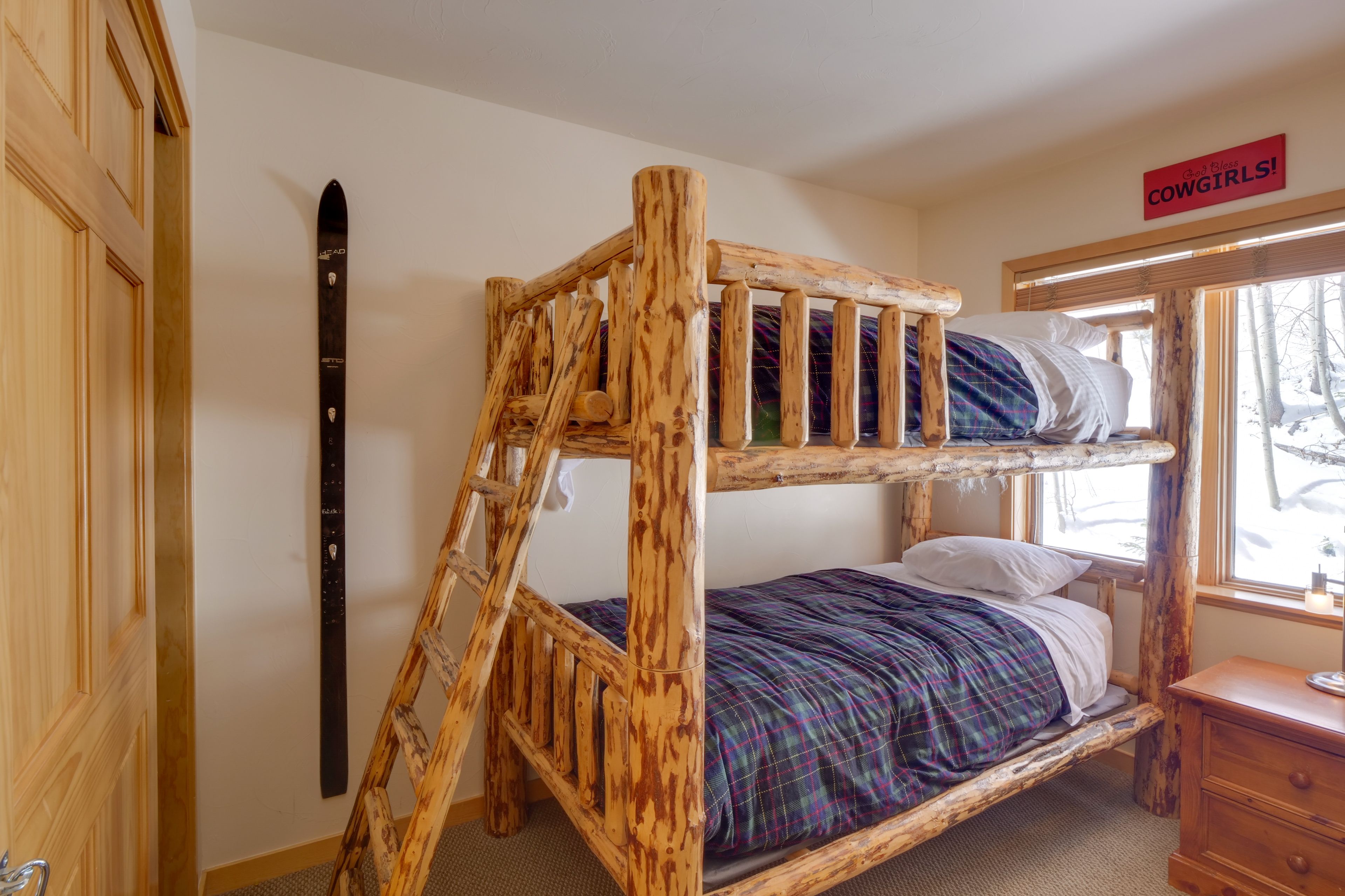 Bedroom 3 | 1st Floor | 2 Twin Bunk Beds