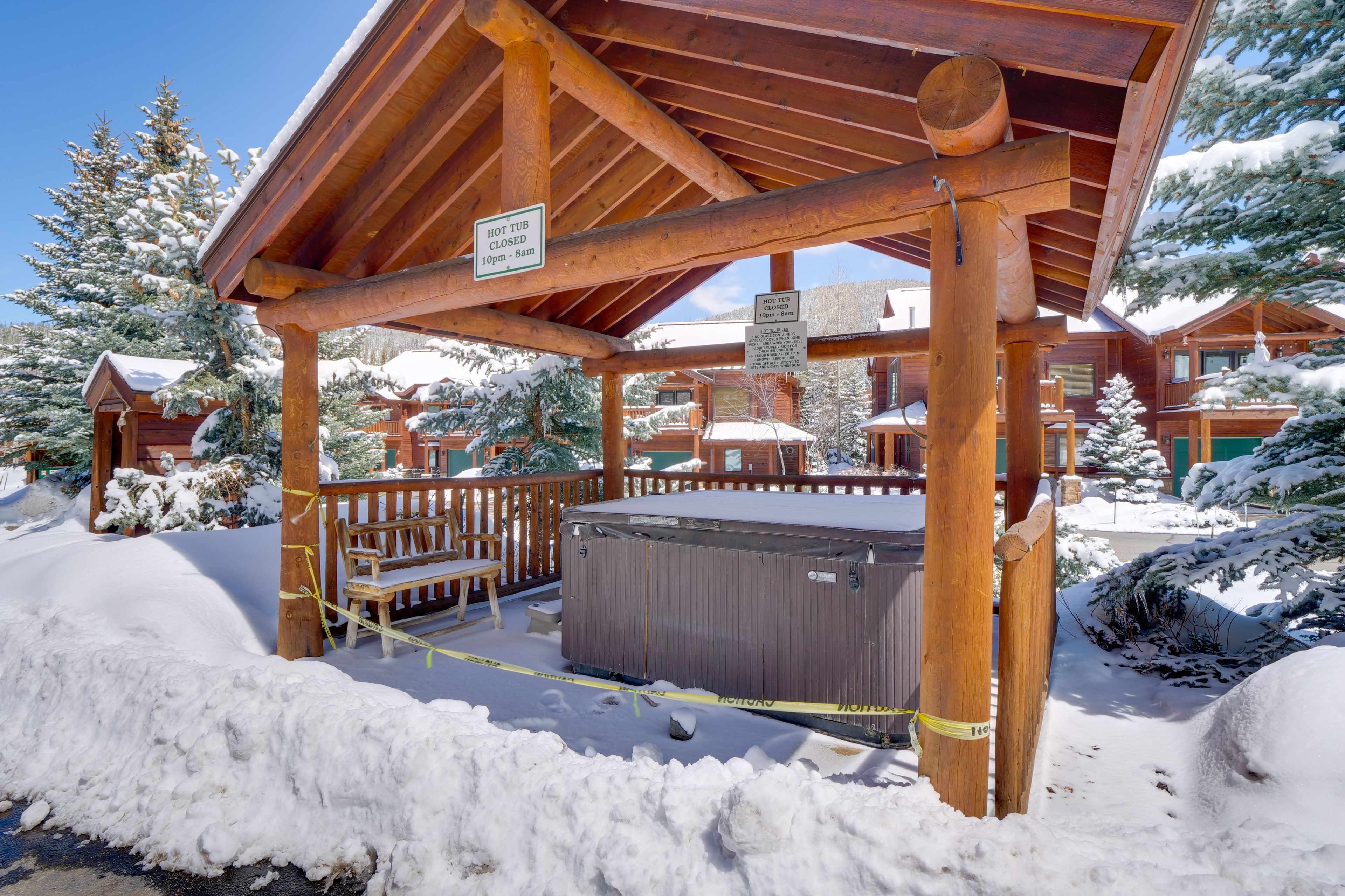 Community Hot Tub Access