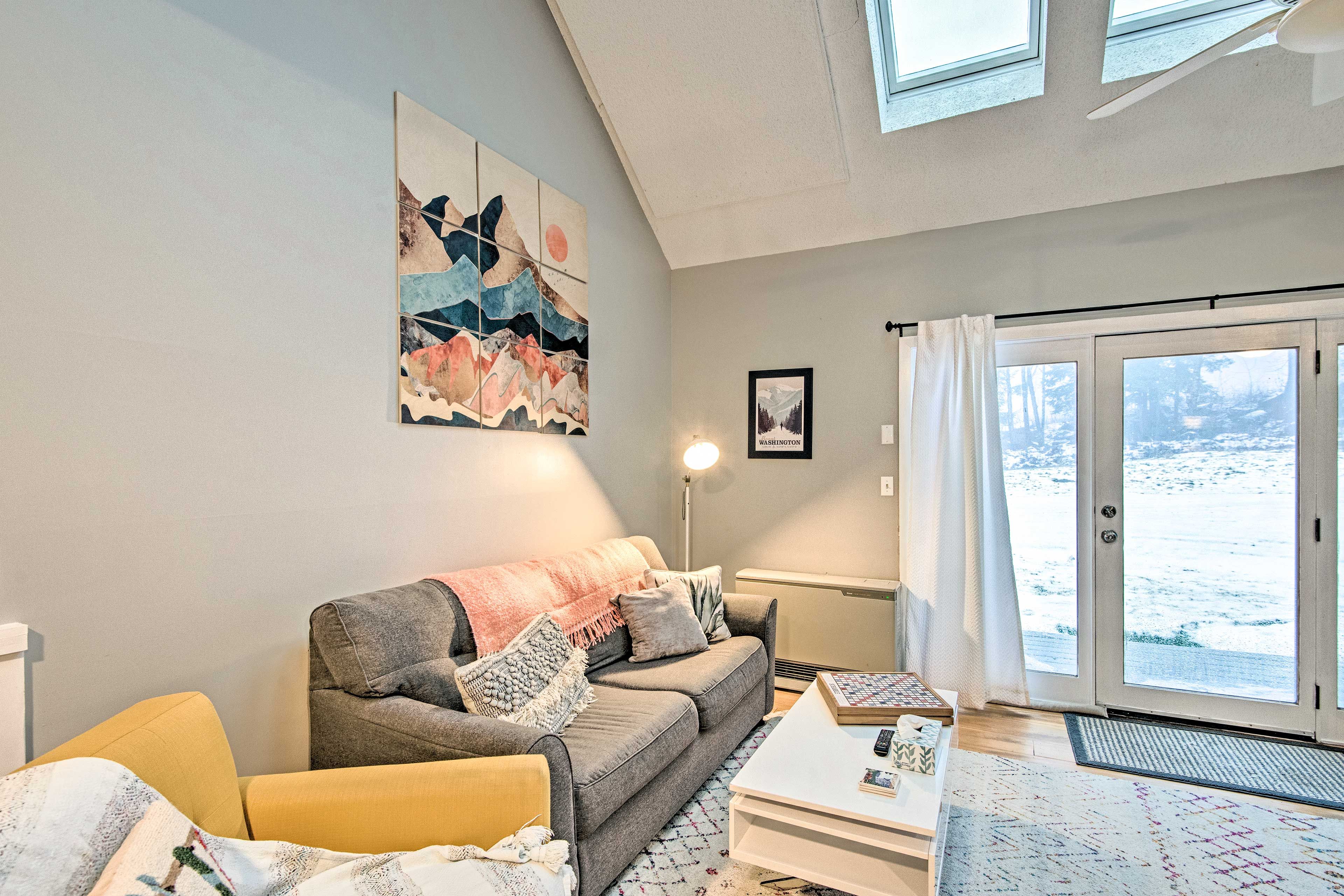 Living Room | Free WiFi
