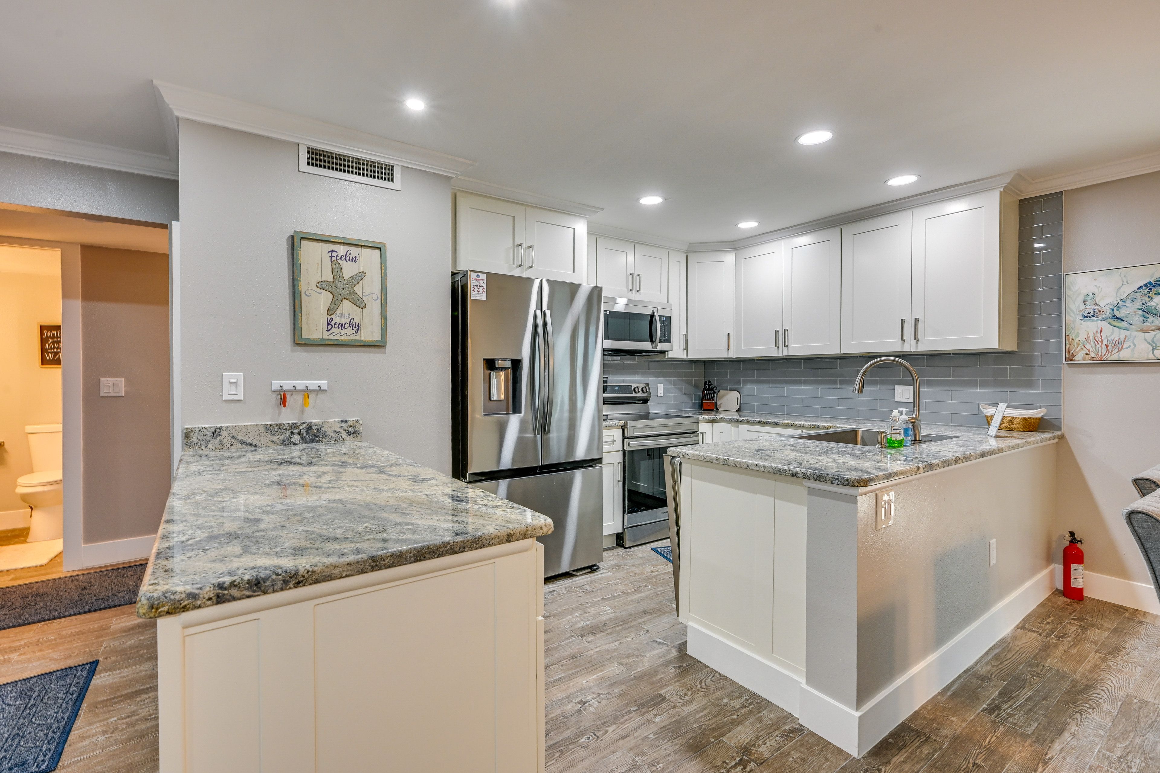 Kitchen | Fully Equipped | Stainless Steel Appliances
