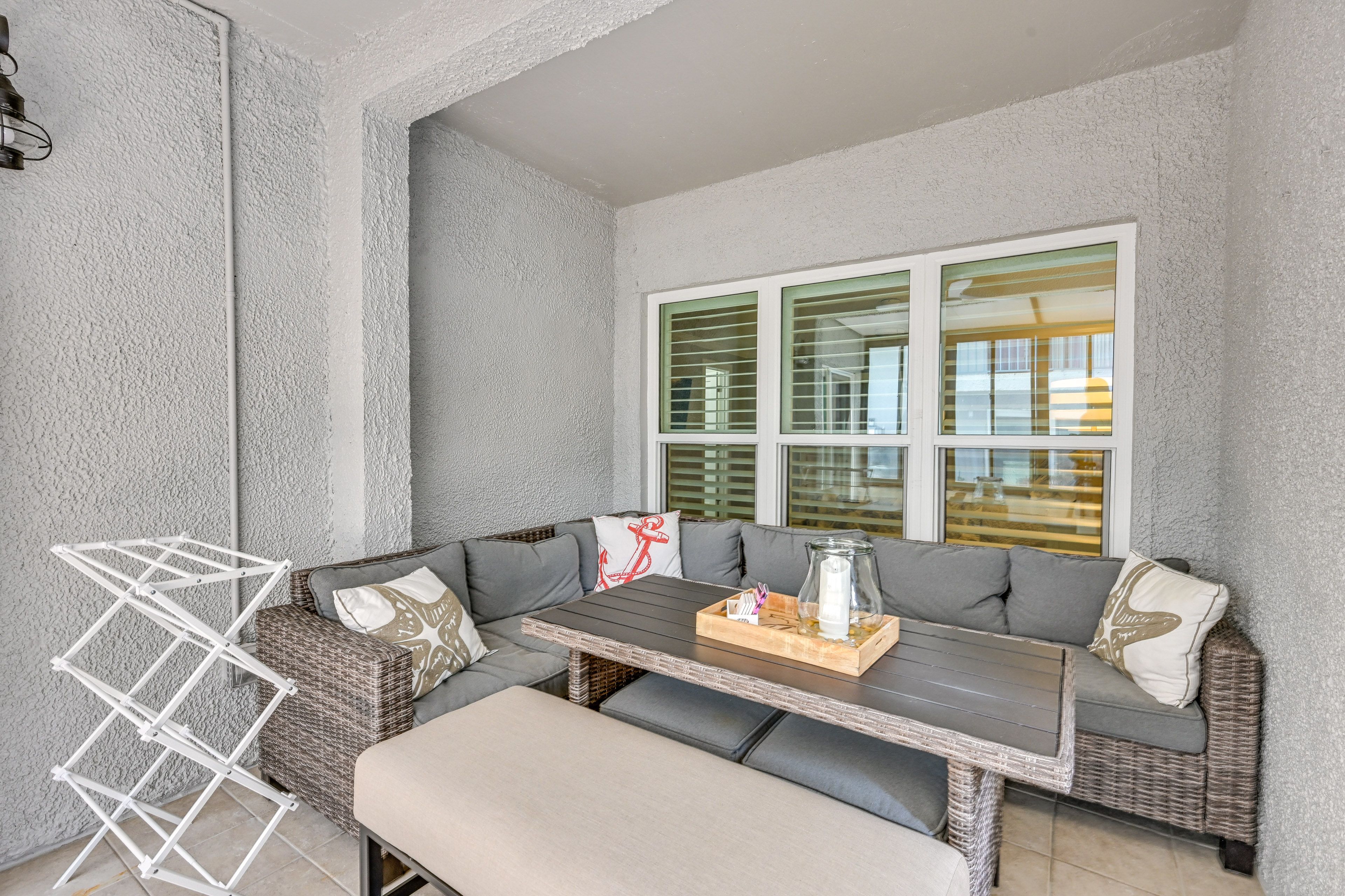 Screened-In Patio