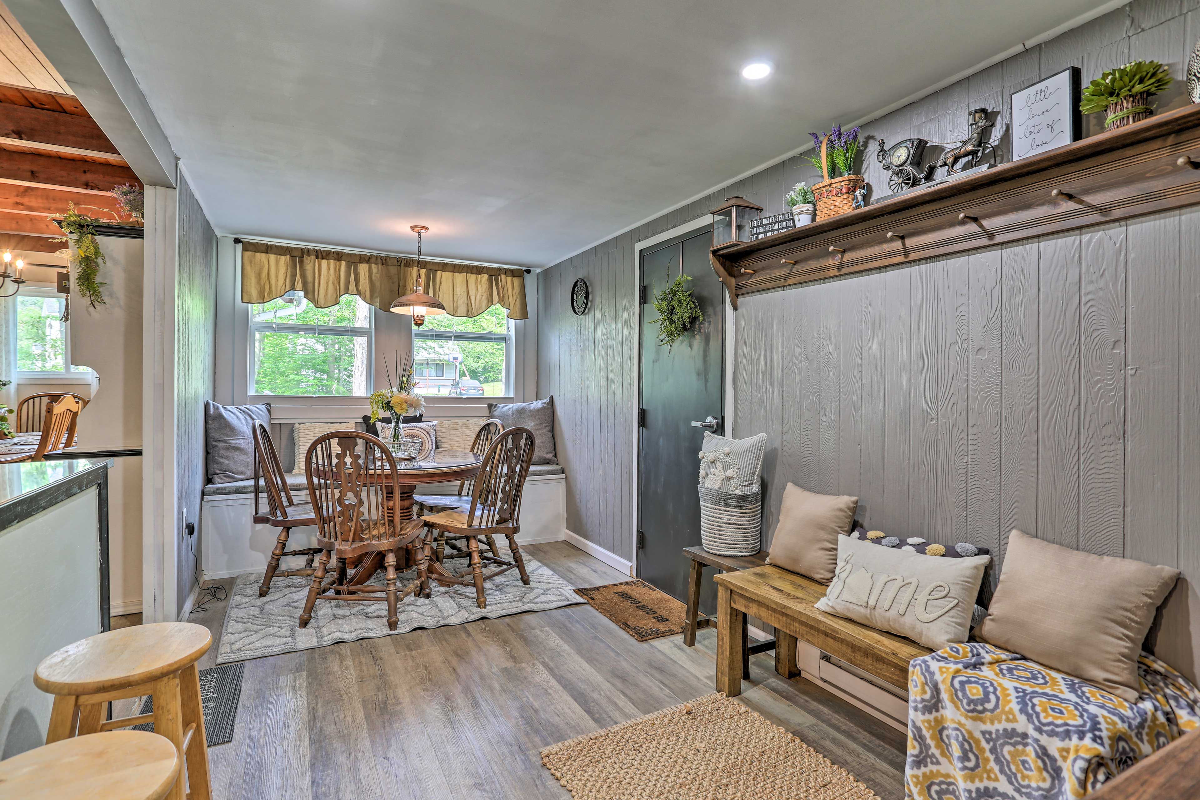 Breakfast Nook