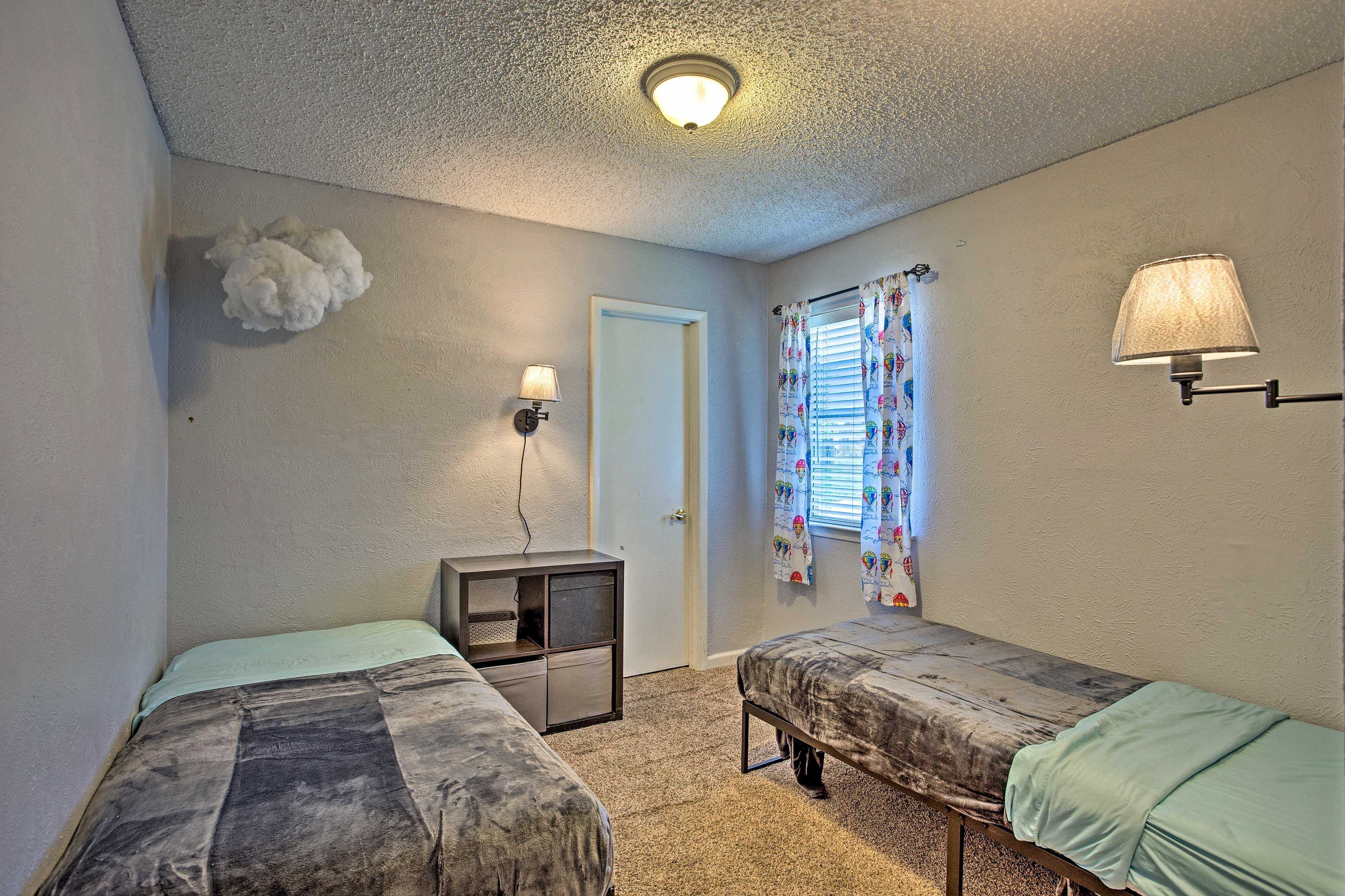 Bedroom 3 | 2 Twin Beds