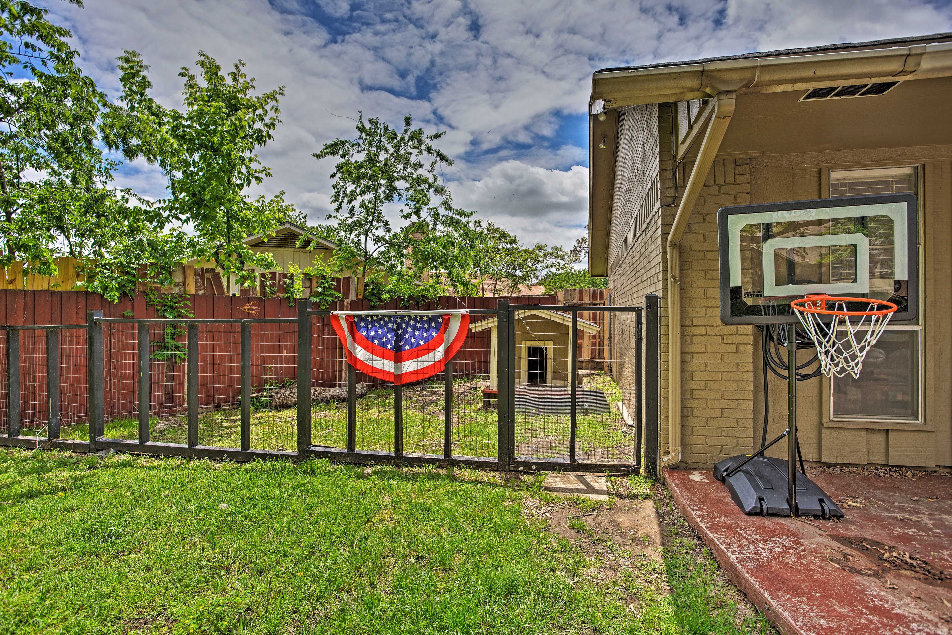 Outdoor Space | Dog Run