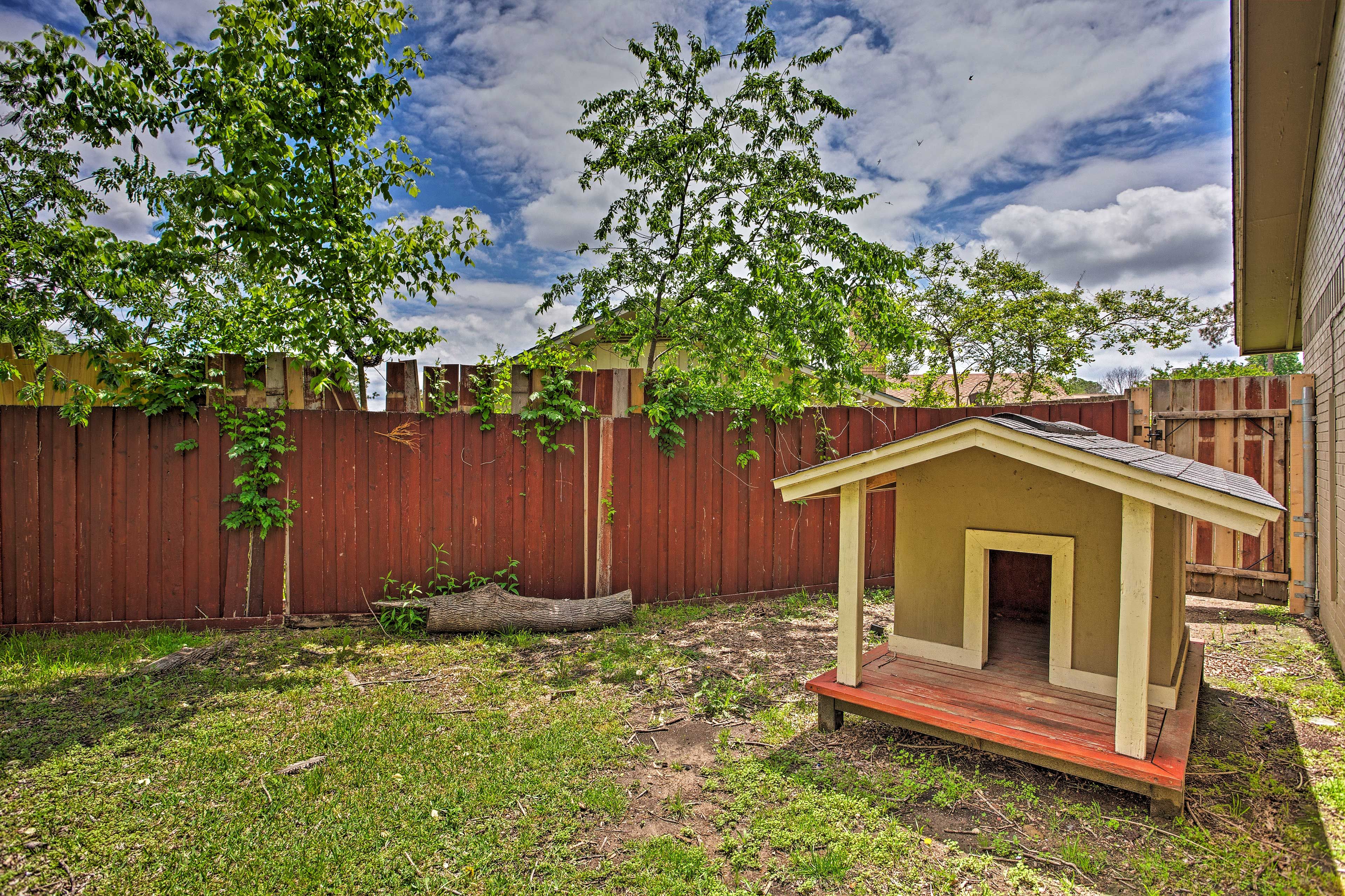 Dog House