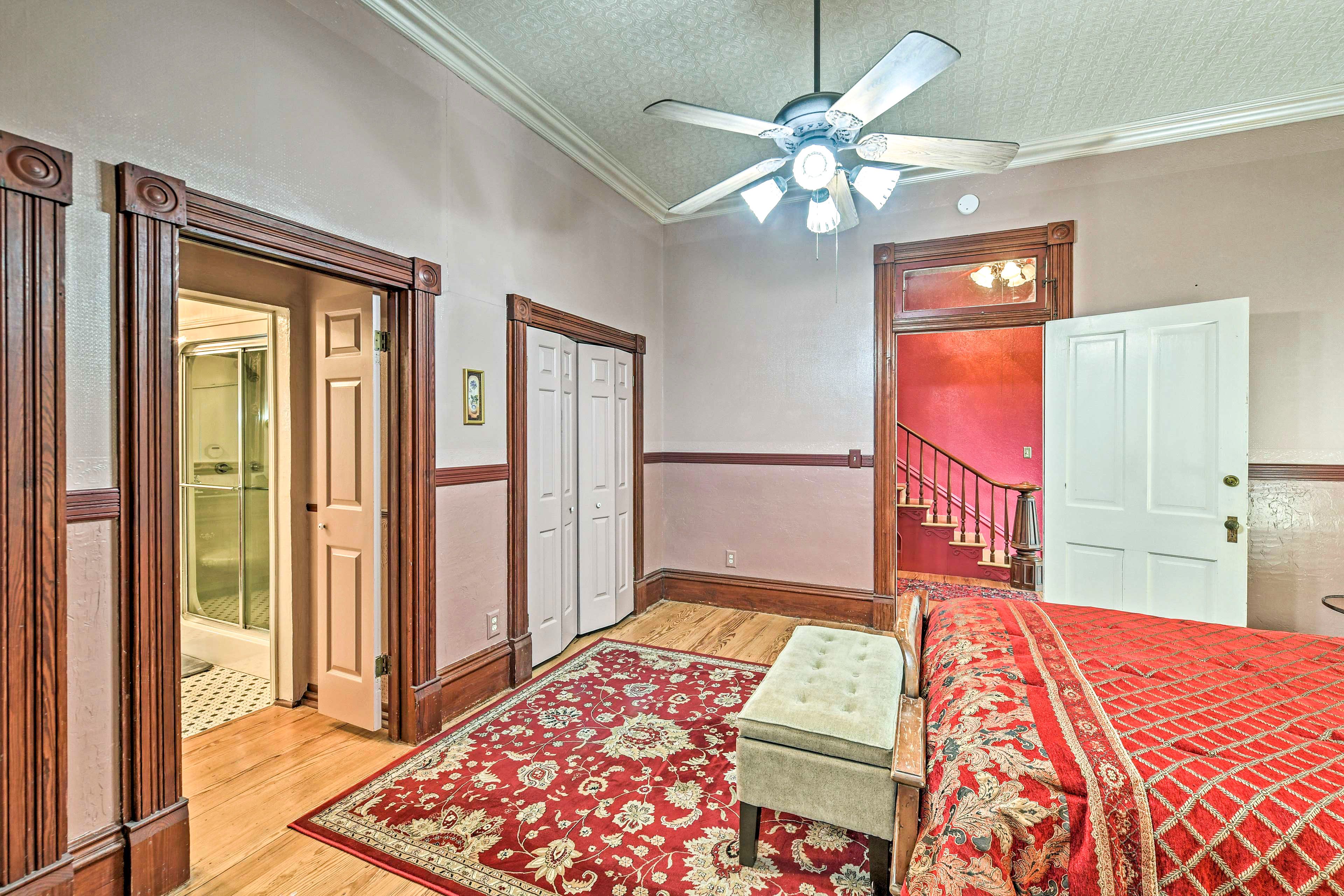 Bedroom 1 | 1st Floor | Linens Provided
