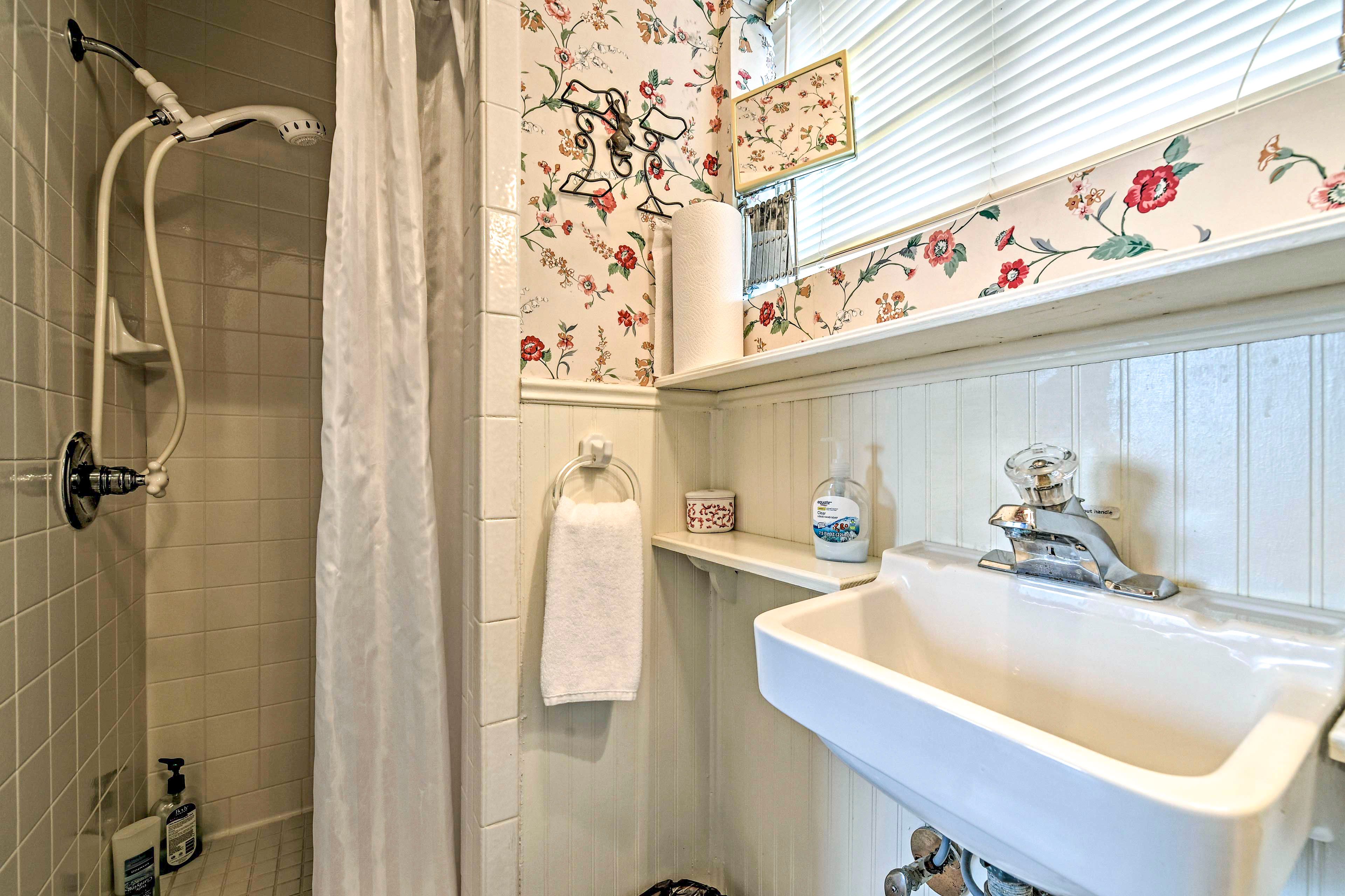 En-Suite Bathroom