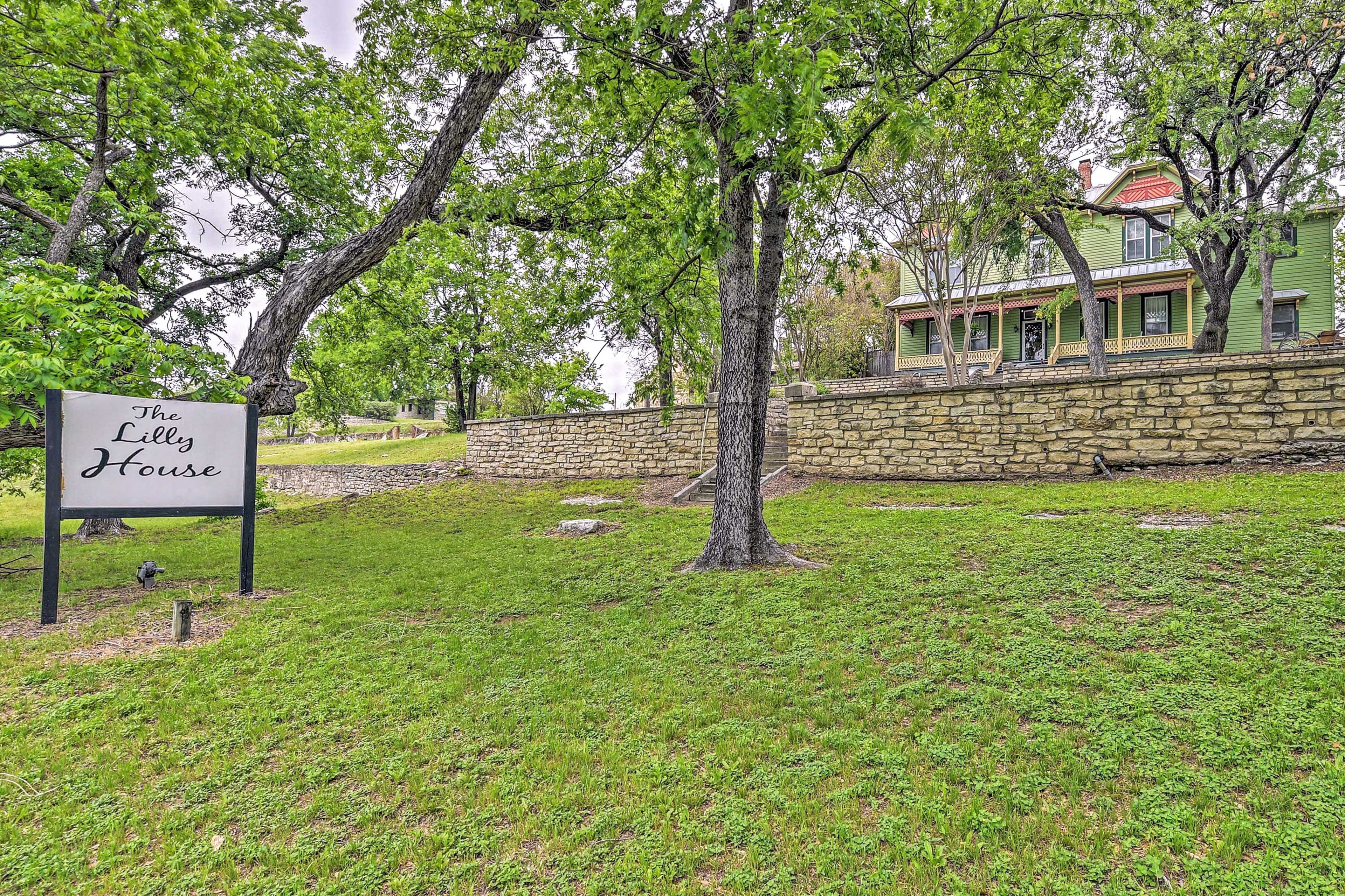 Exterior Space | The Lilly House