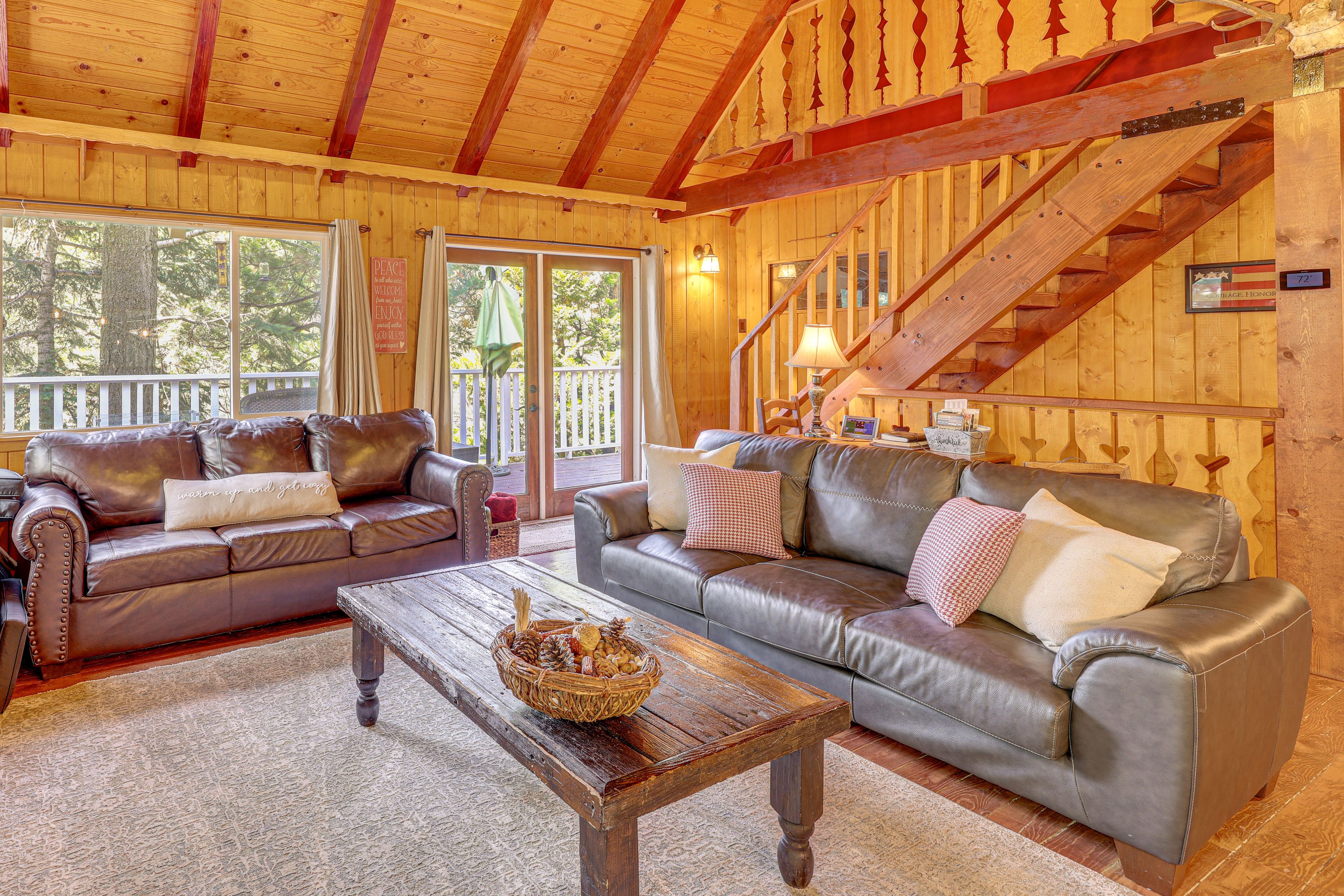 Living Room | Main Floor