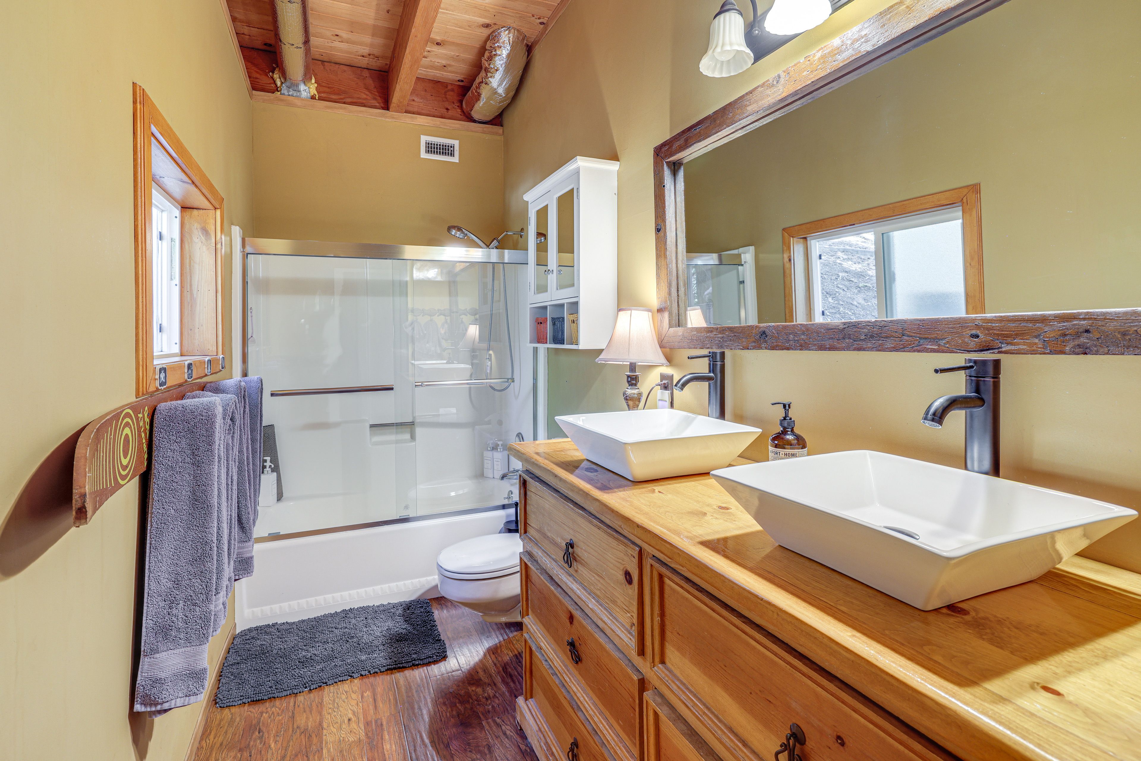 Full Bathroom | Lower Floor