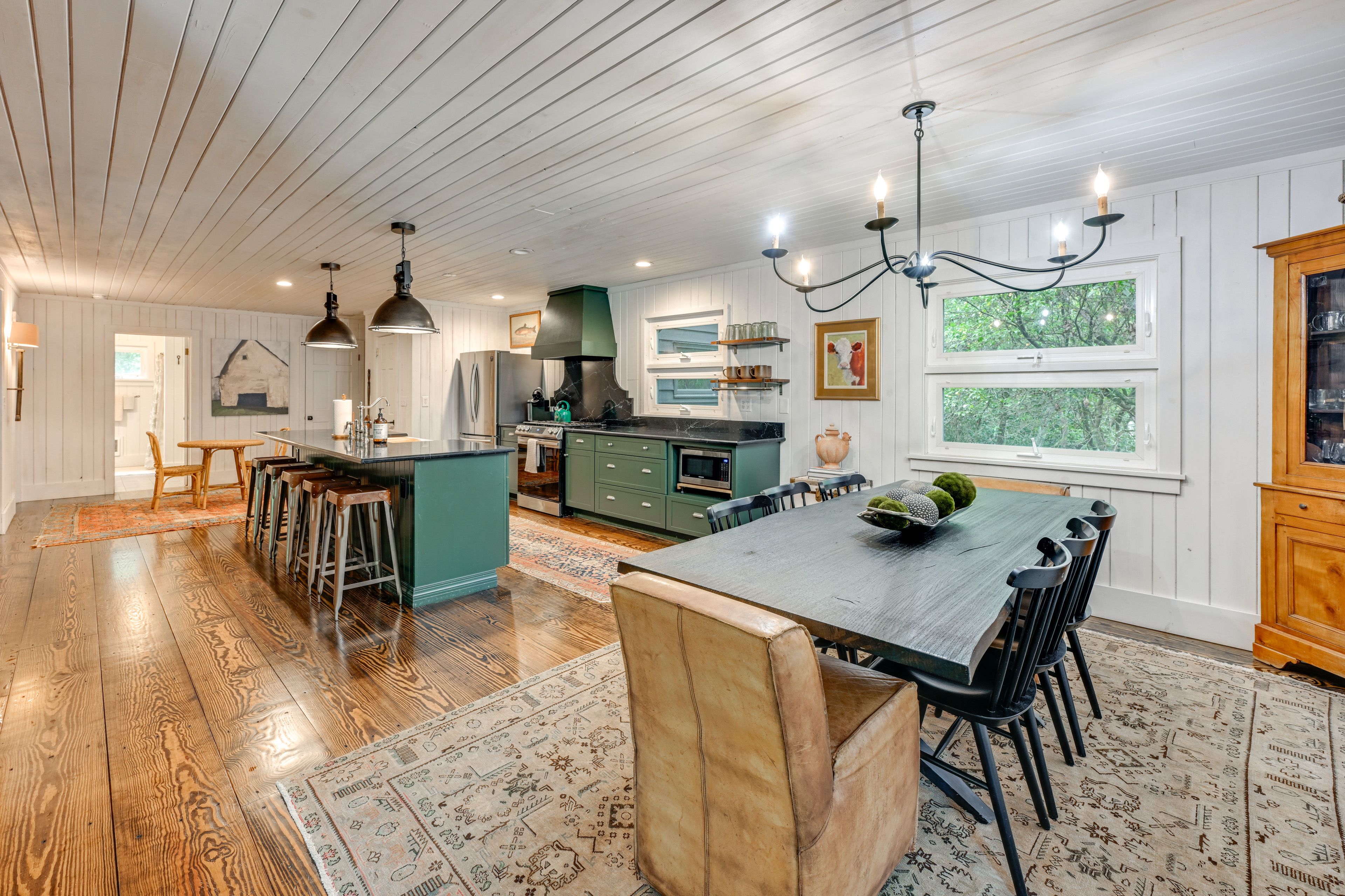 Full Kitchen | Forest Setting | Free WiFi