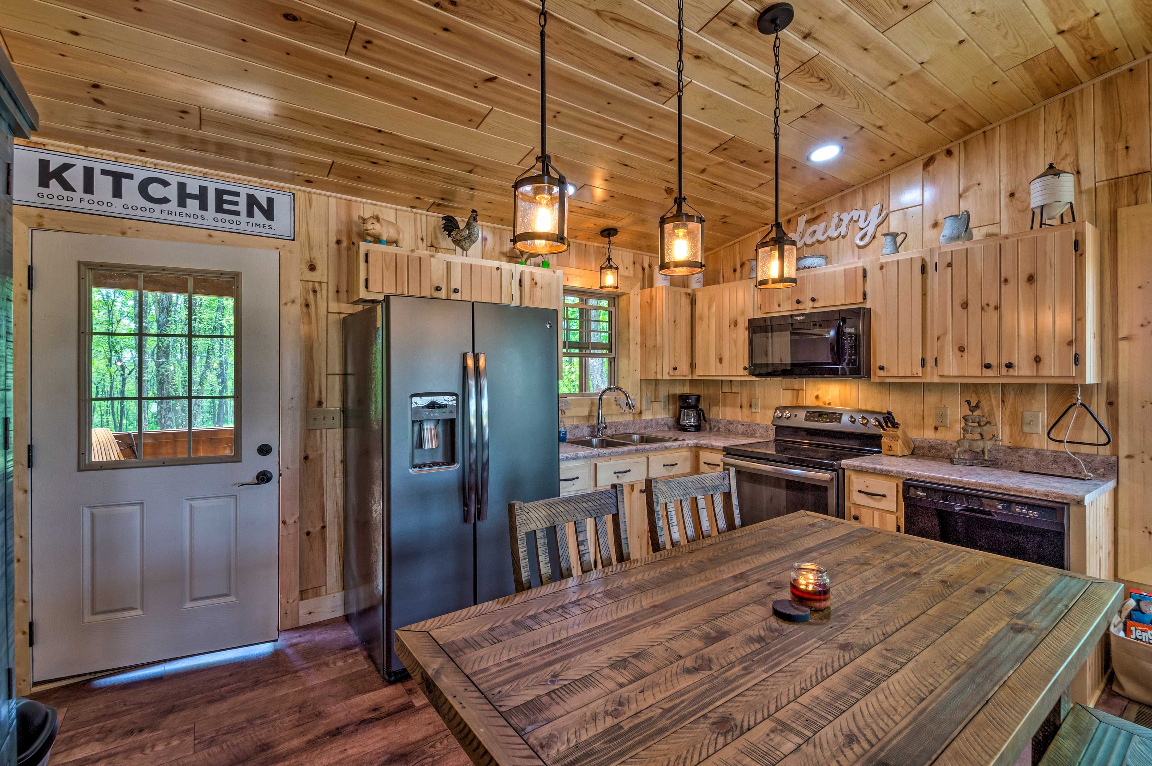 Fully Equipped Kitchen | Dining Area