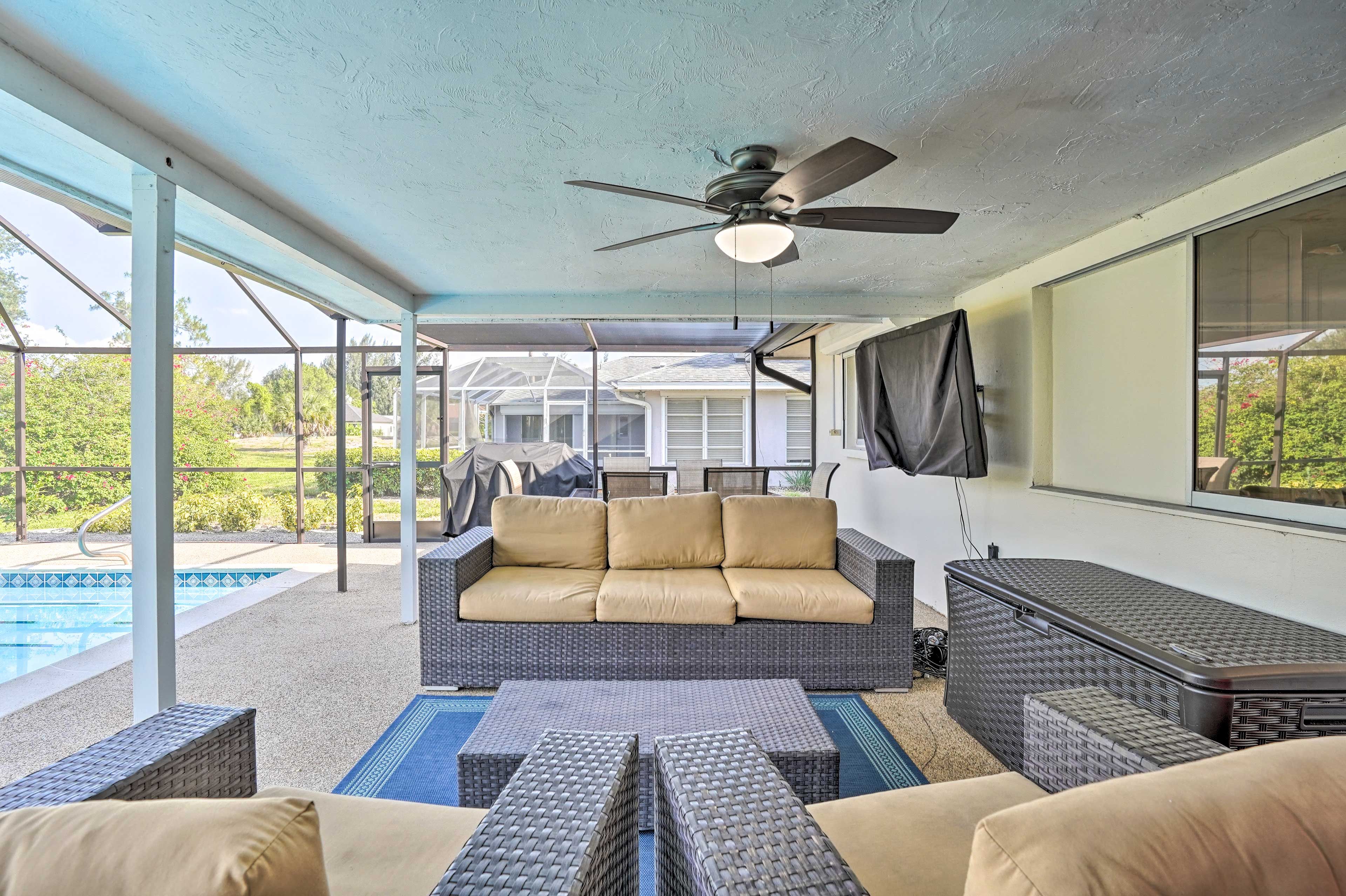 Furnished Patio