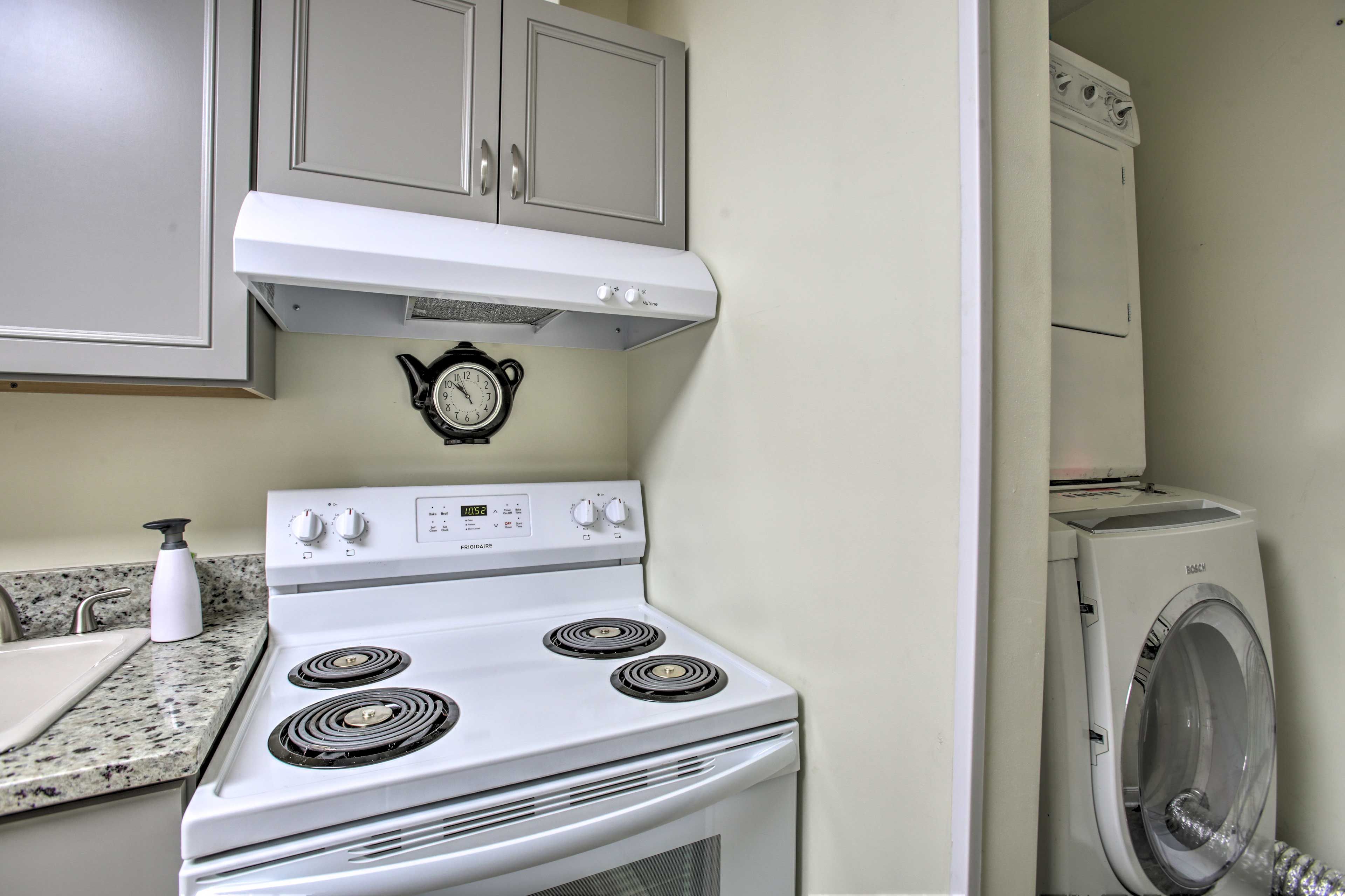 Well-Equipped Kitchen | In-Unit Laundry Machines