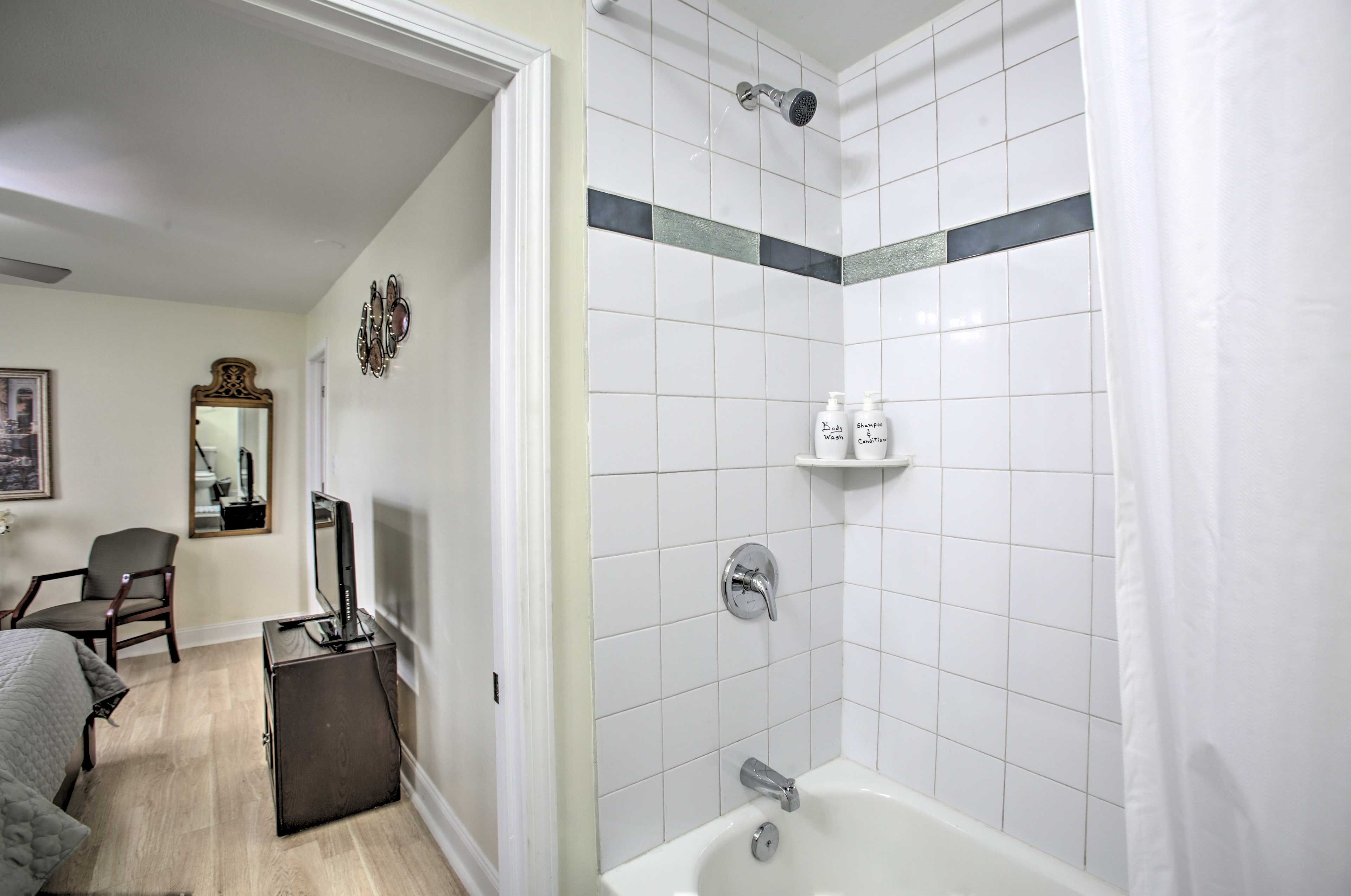 Full Bathroom