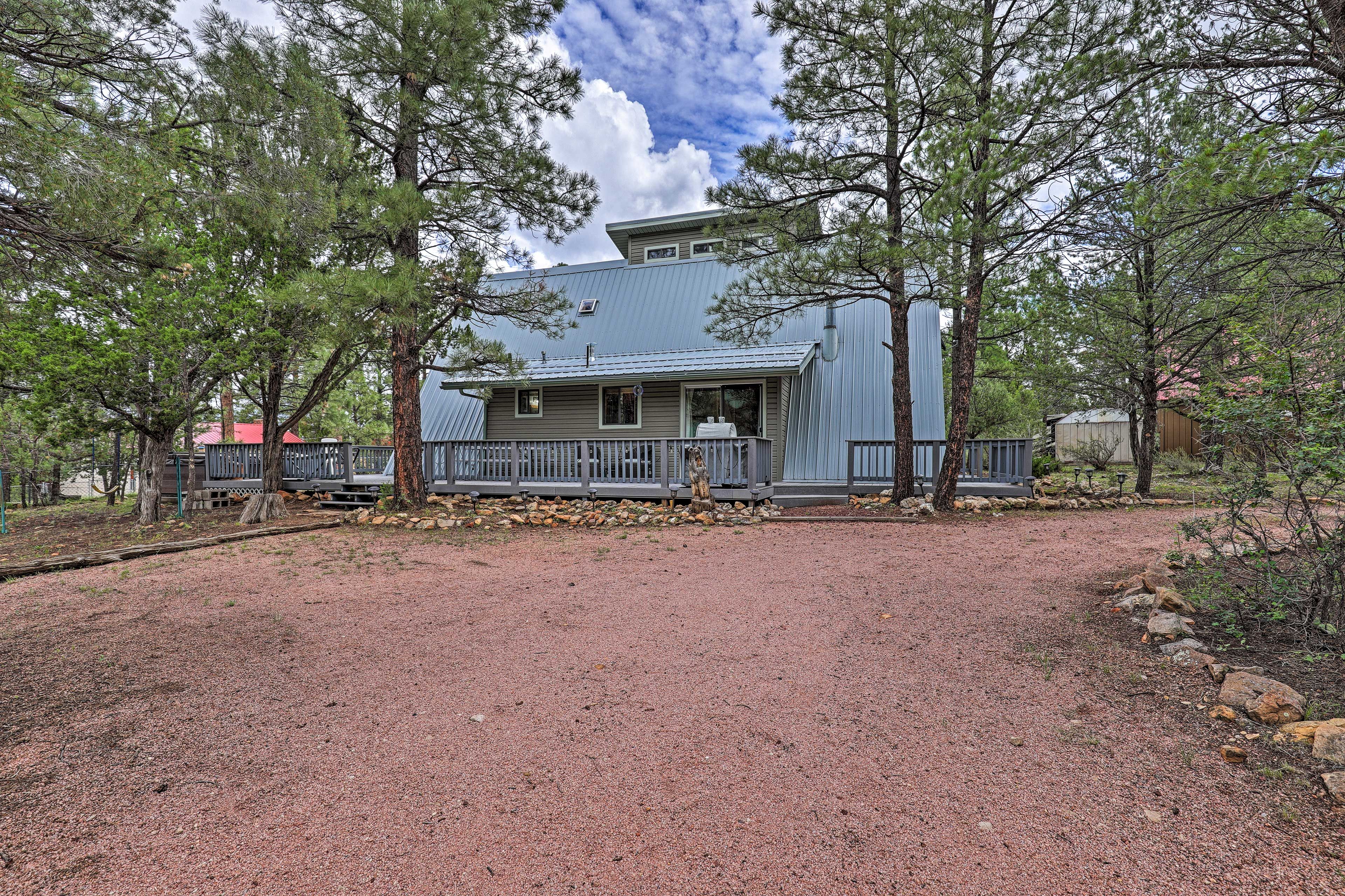Parking | Driveway (2 Vehicles)