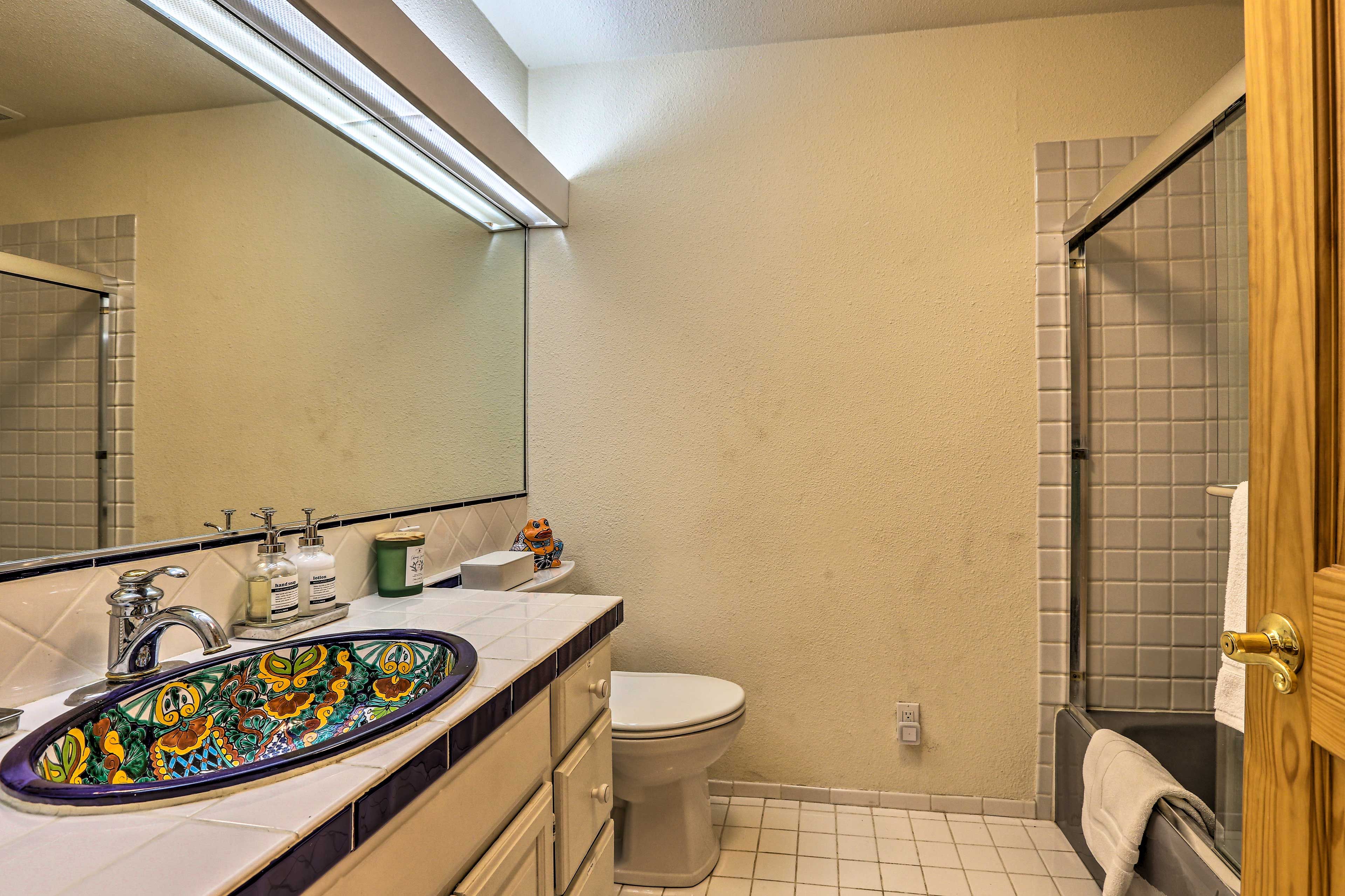 Full Bathroom | Hair Dryer