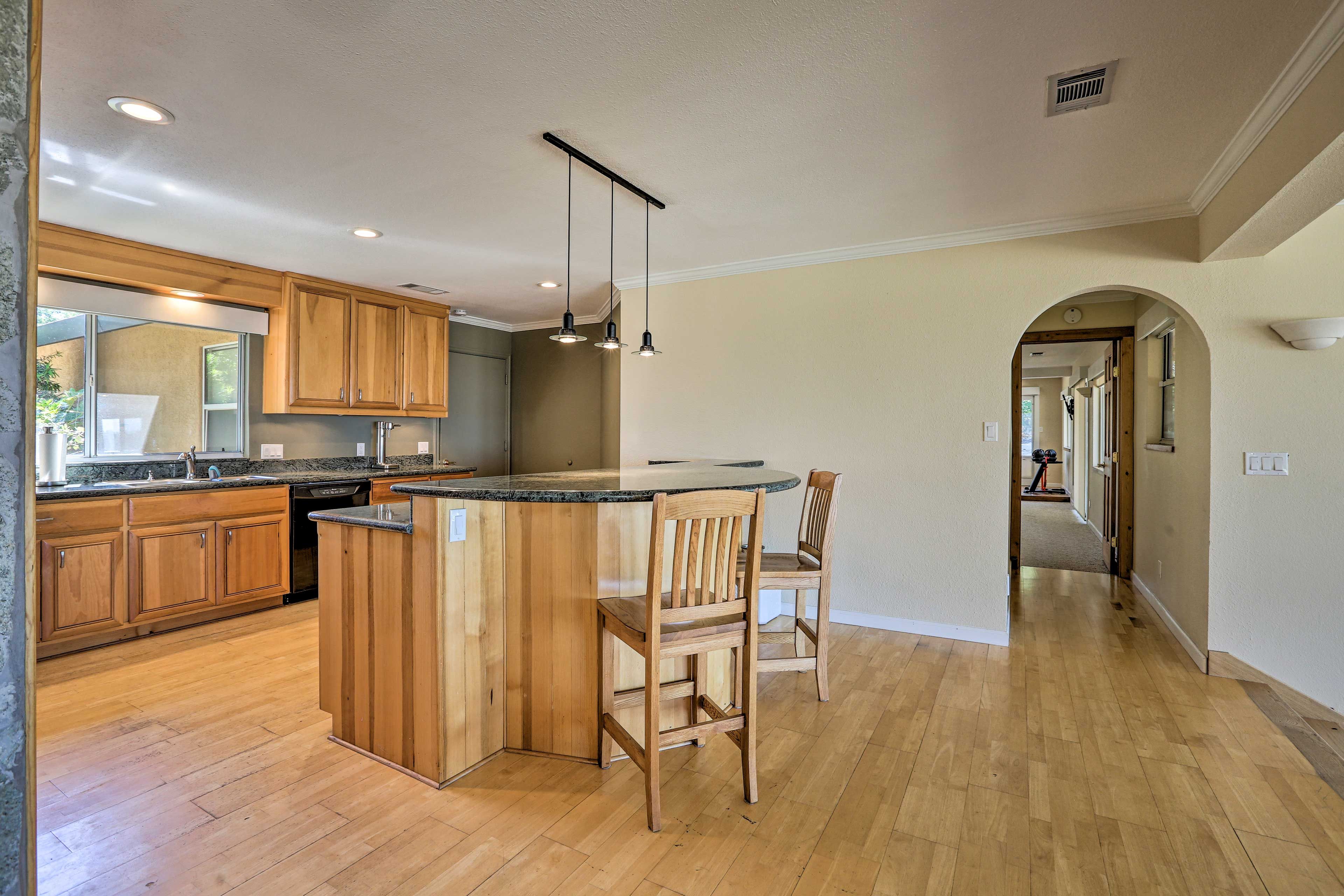 Kitchen | Fully Equipped | Cooking Utensils