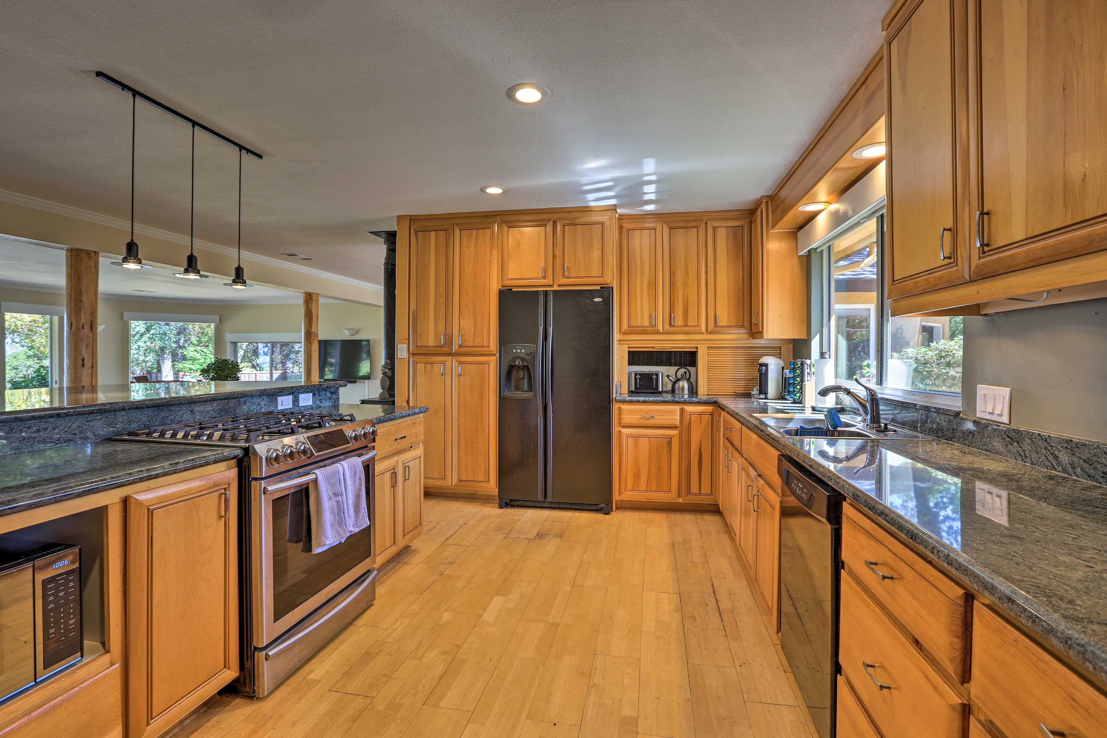 Kitchen | Complimentary Spices