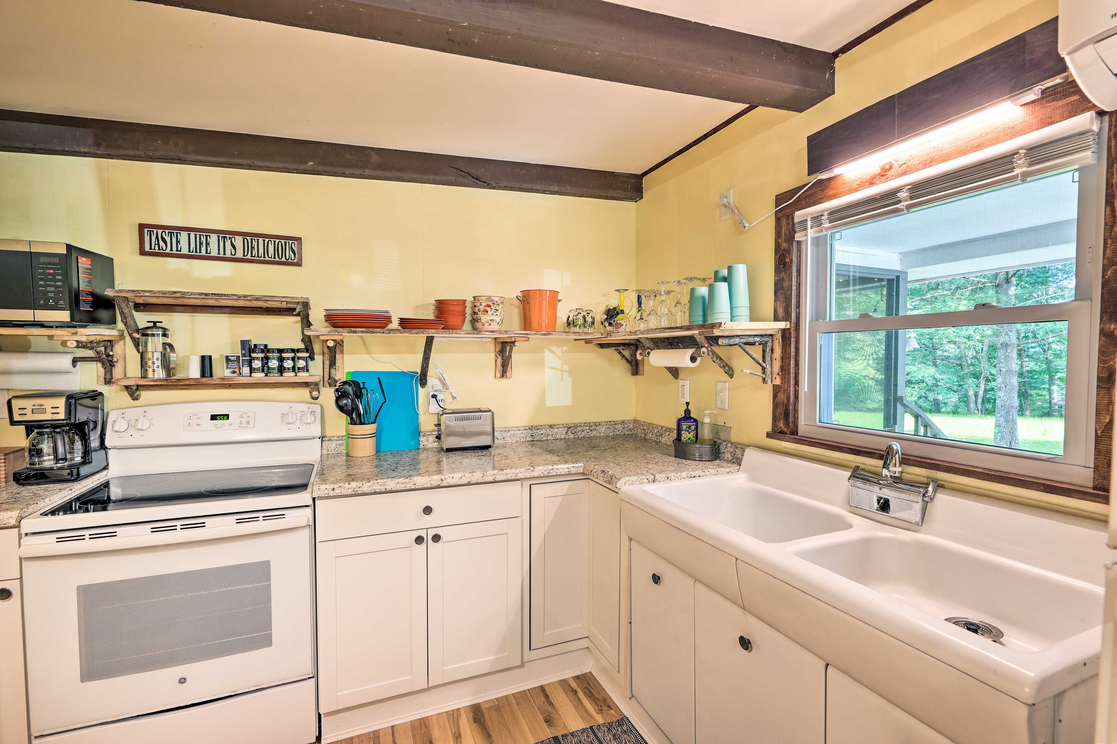 Kitchen | Drip Coffee Maker | French Press | Toaster