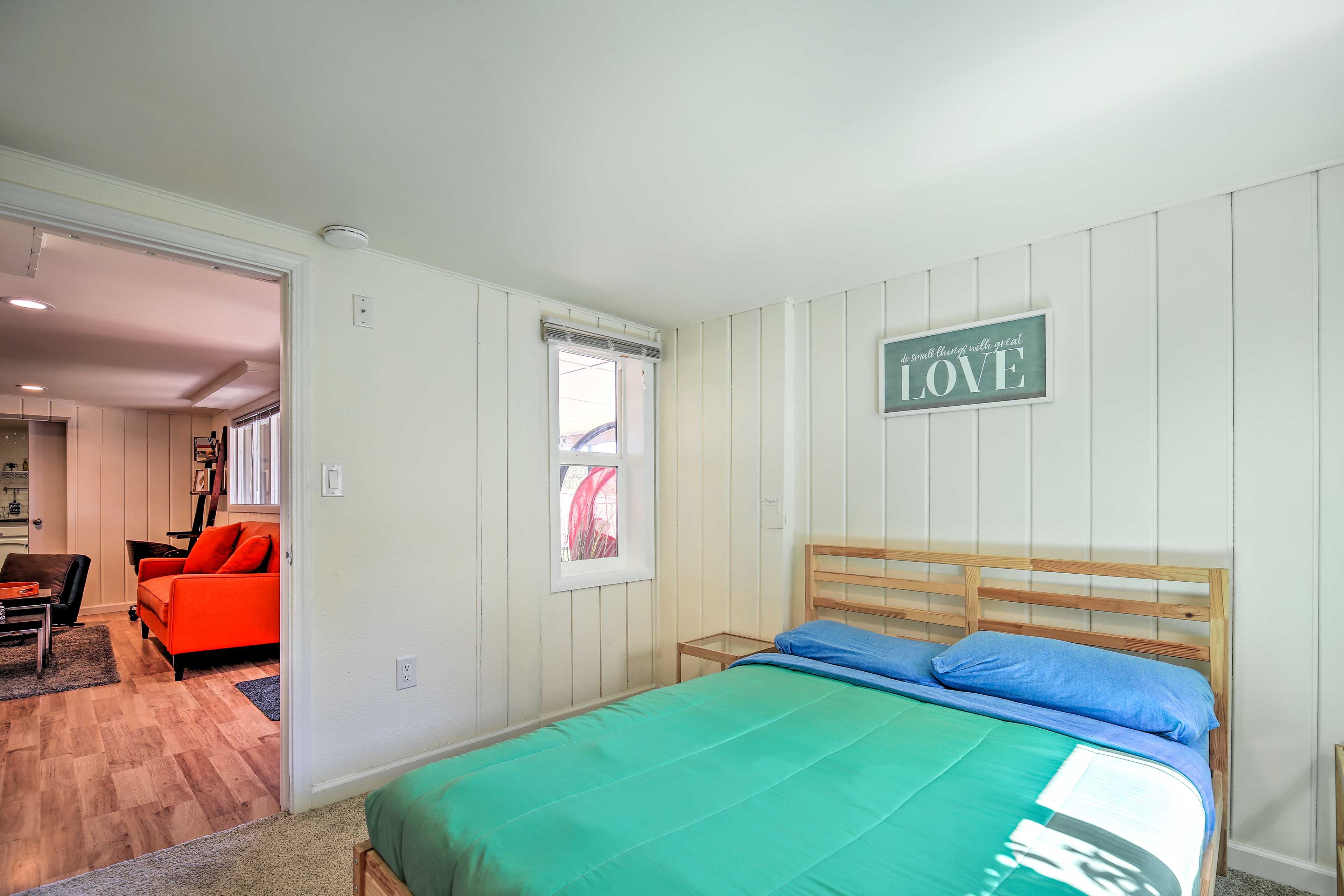 Bedroom 2 | Full Bed | 1st Floor
