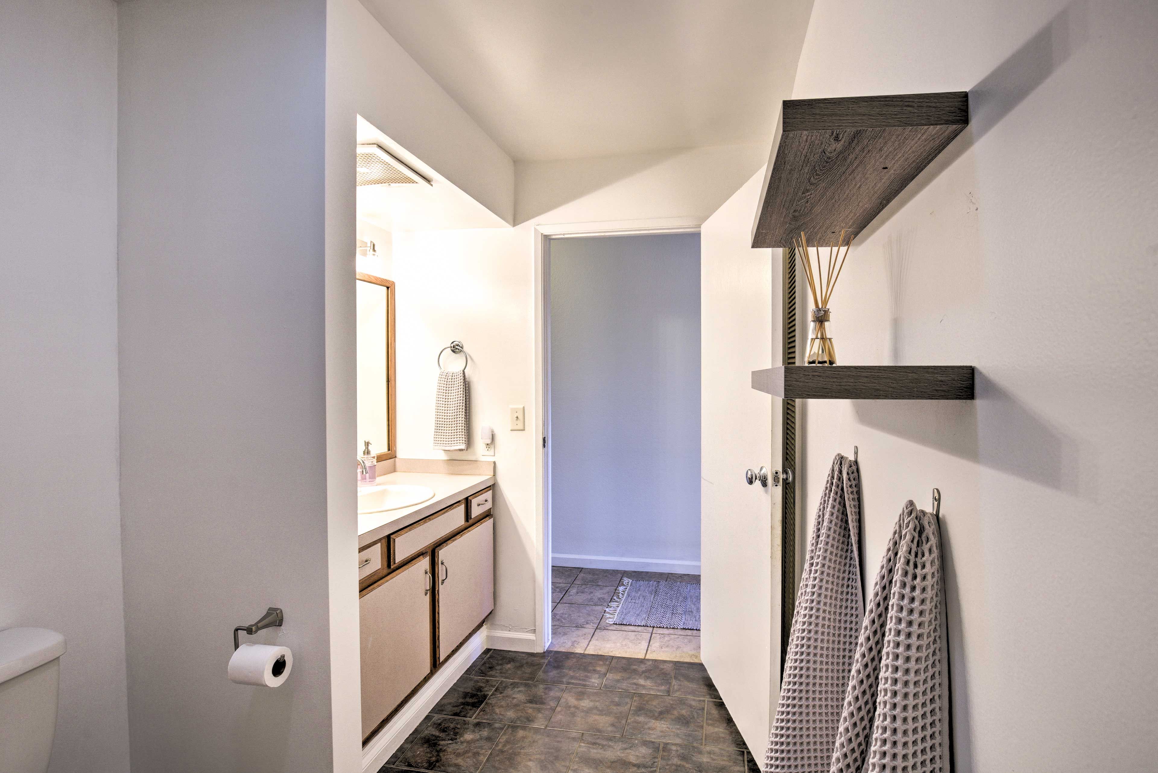 Full Bathroom