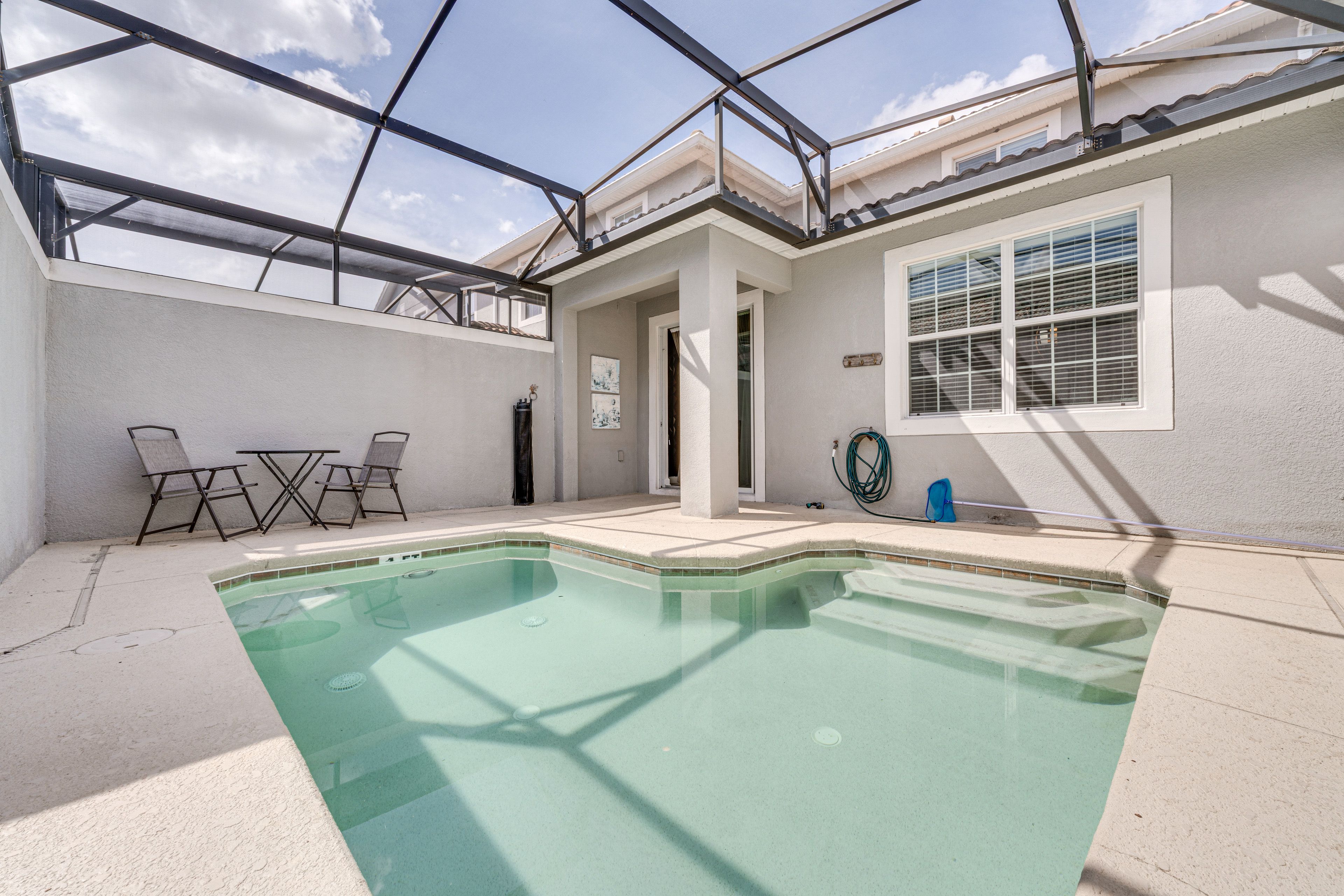 Kissimmee Vacation Rental | 5BR | 4BA | Step-Free Access | 2,168 Sq Ft