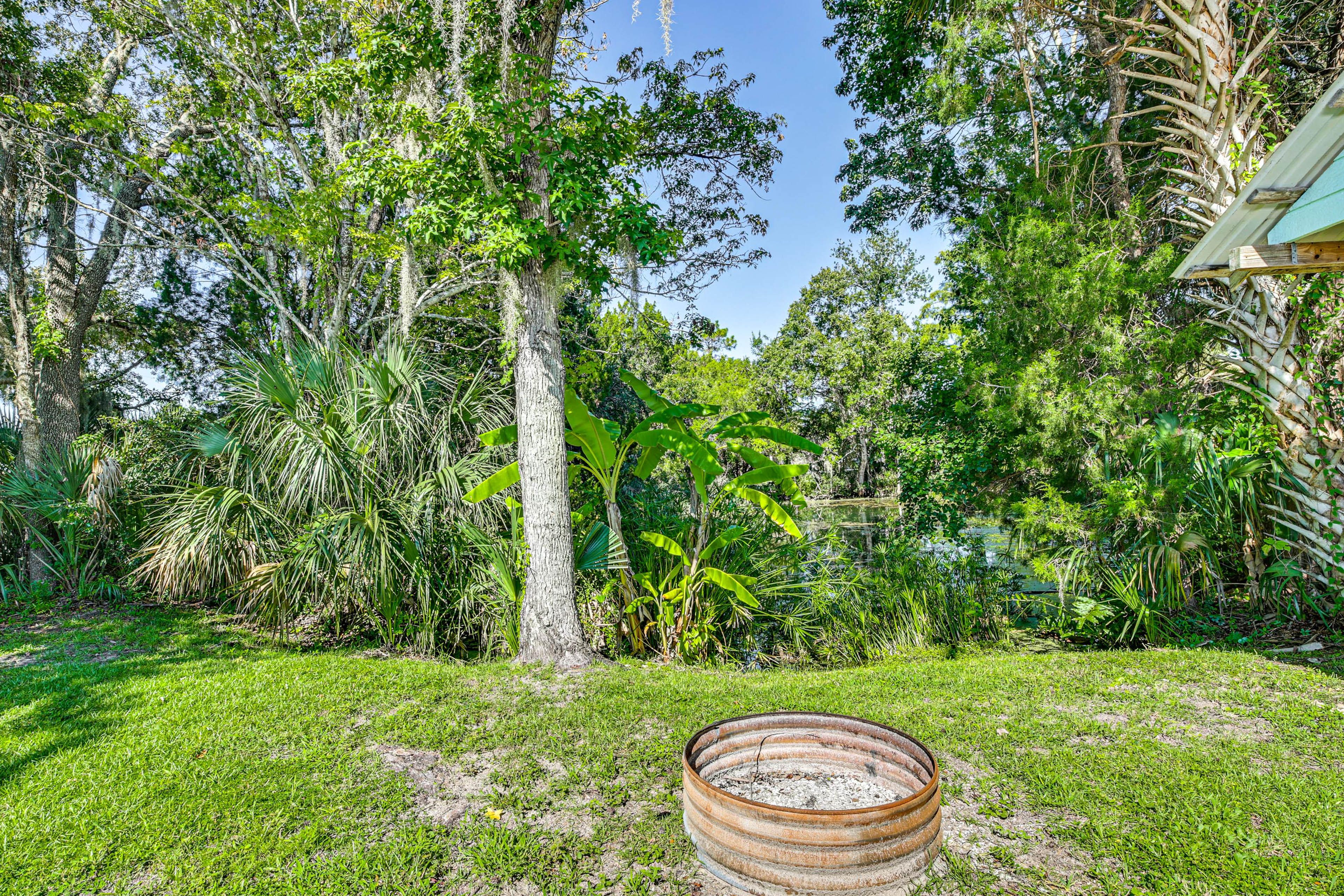 Backyard | Fire Pit