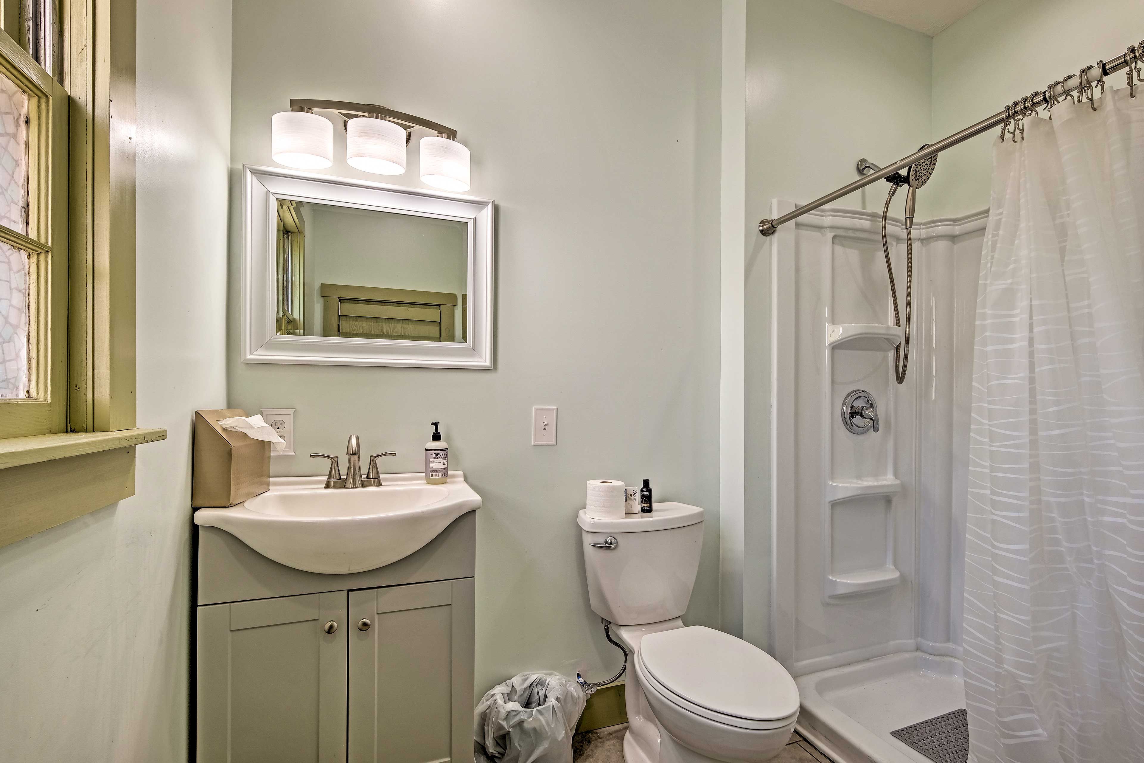 Bathroom | 1st Floor | Complimentary Toiletries | Hair Dryer | Towels Provided