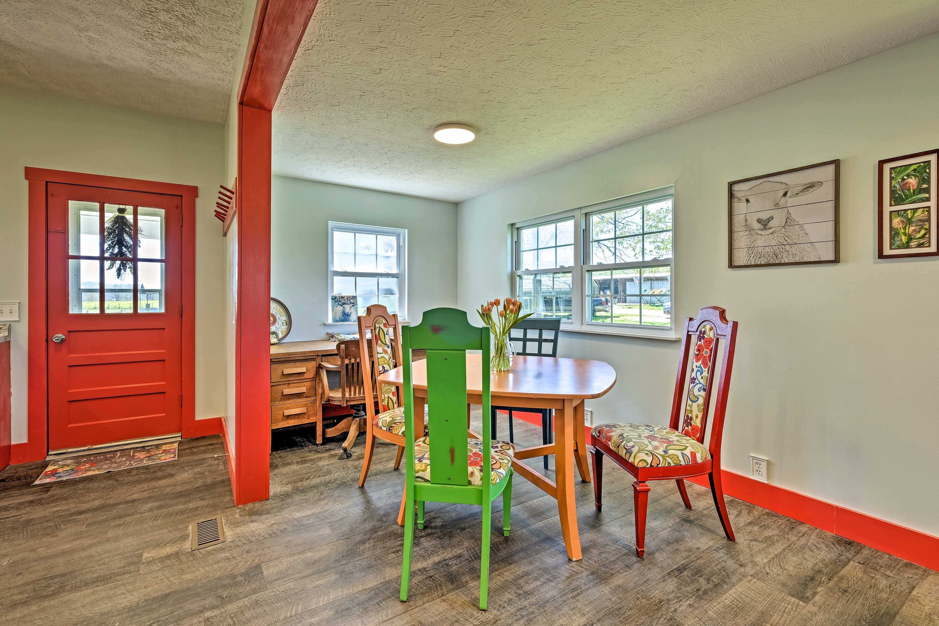 Dining Room | Laptop-Friendly Workspace