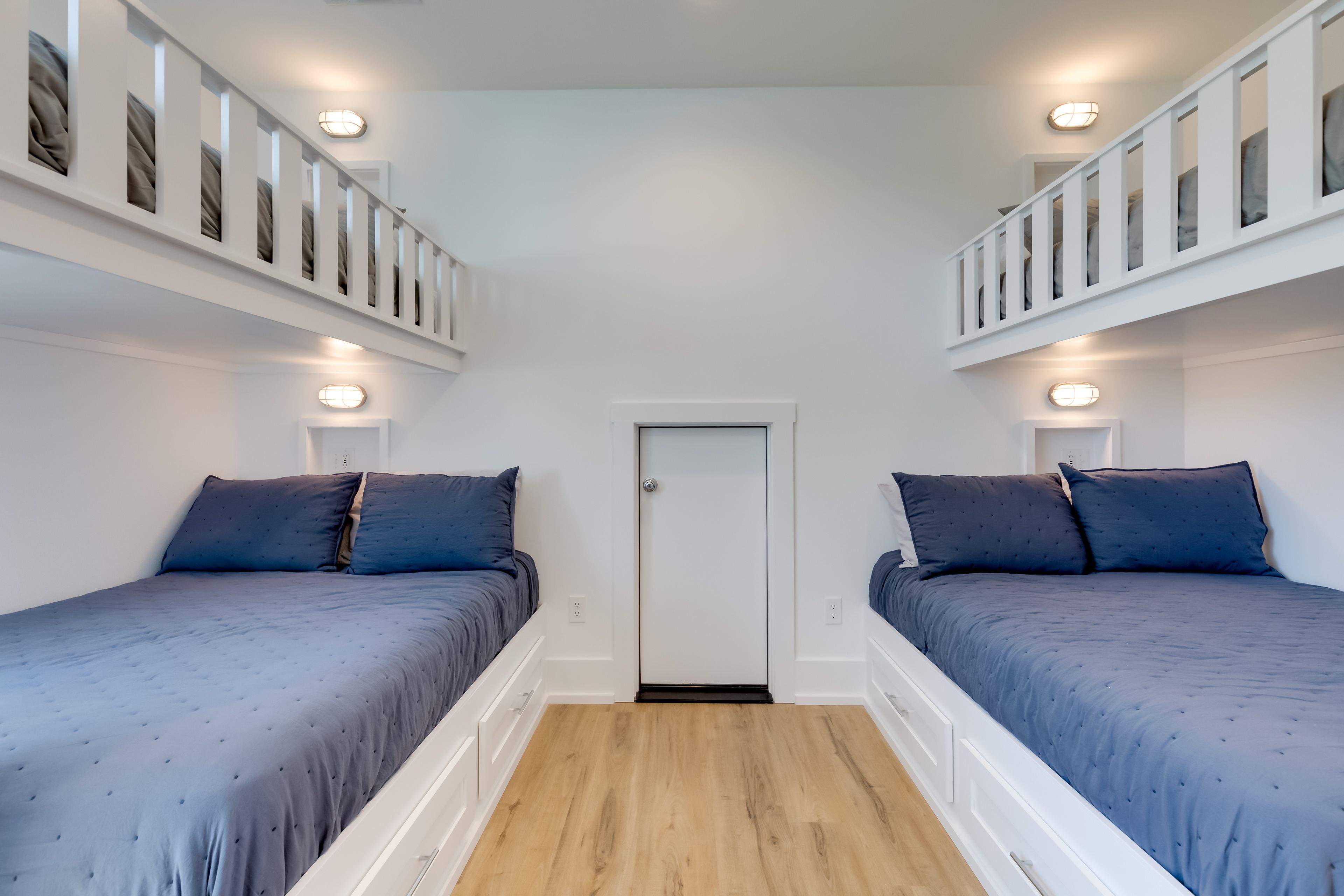 Bedroom 3 | Top Floor | 2 Twin/Full Bunk Beds