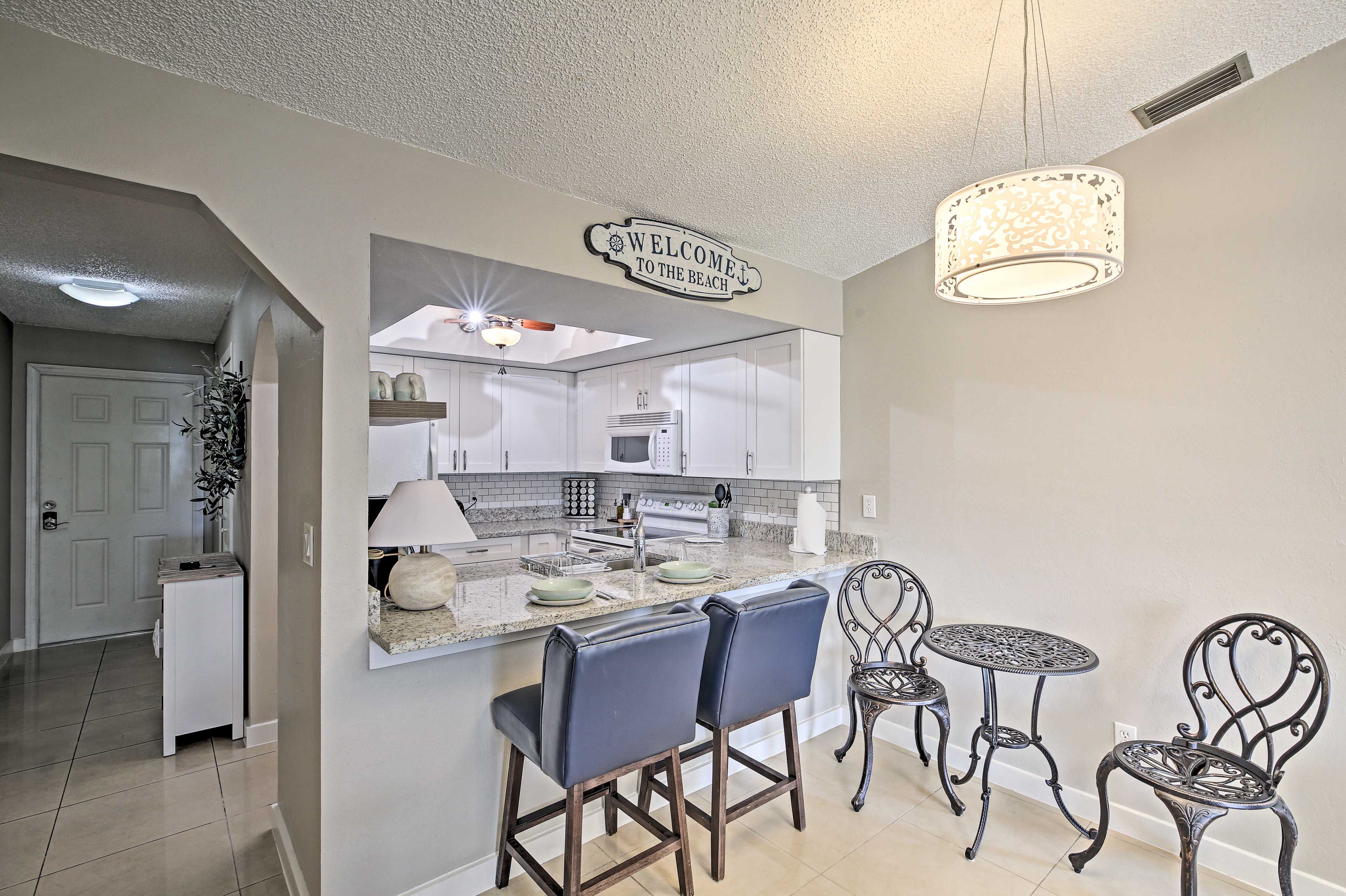 Dining Space | Dishware & Flatware