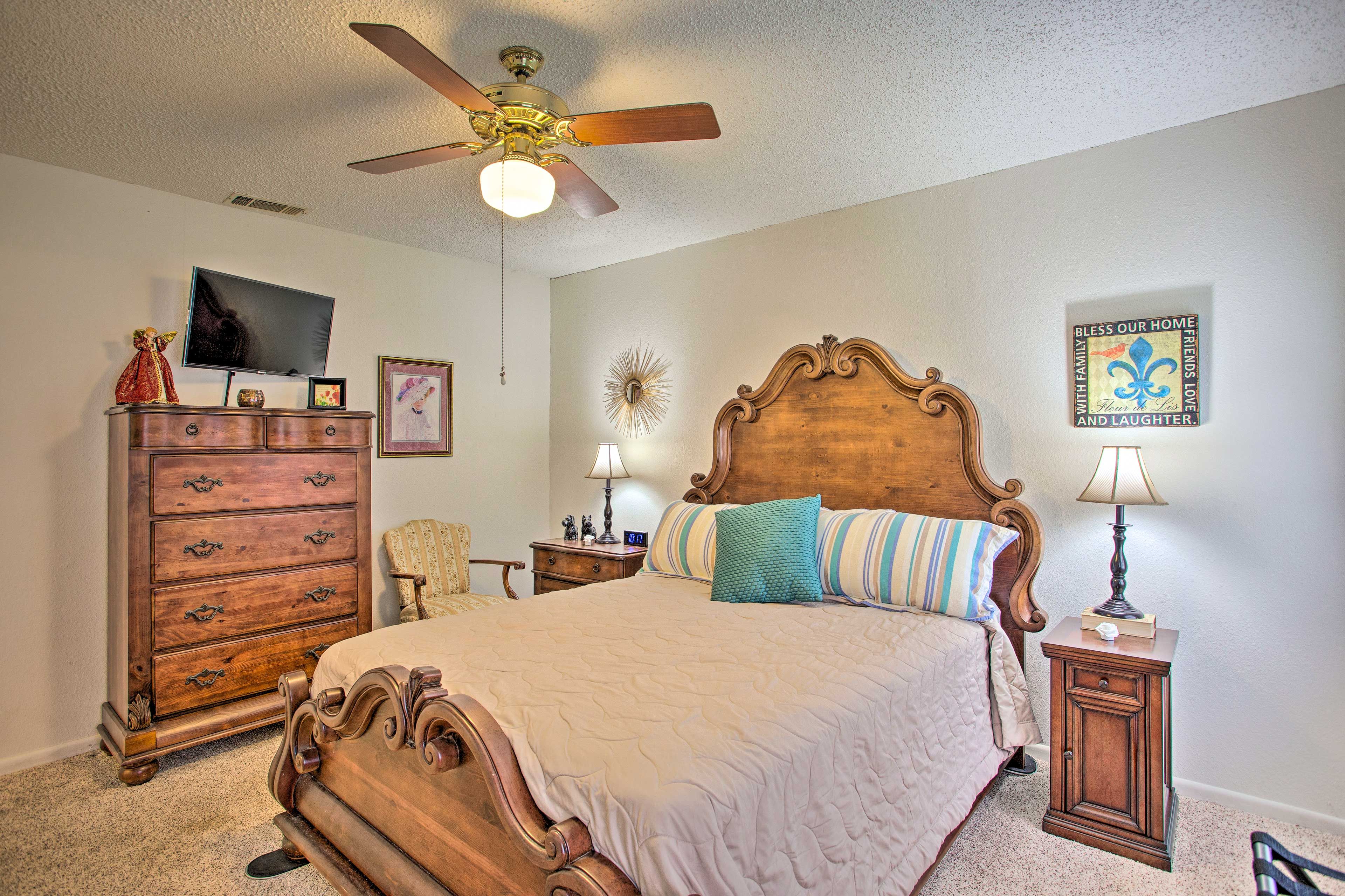 Bedroom 2 | Smart TV