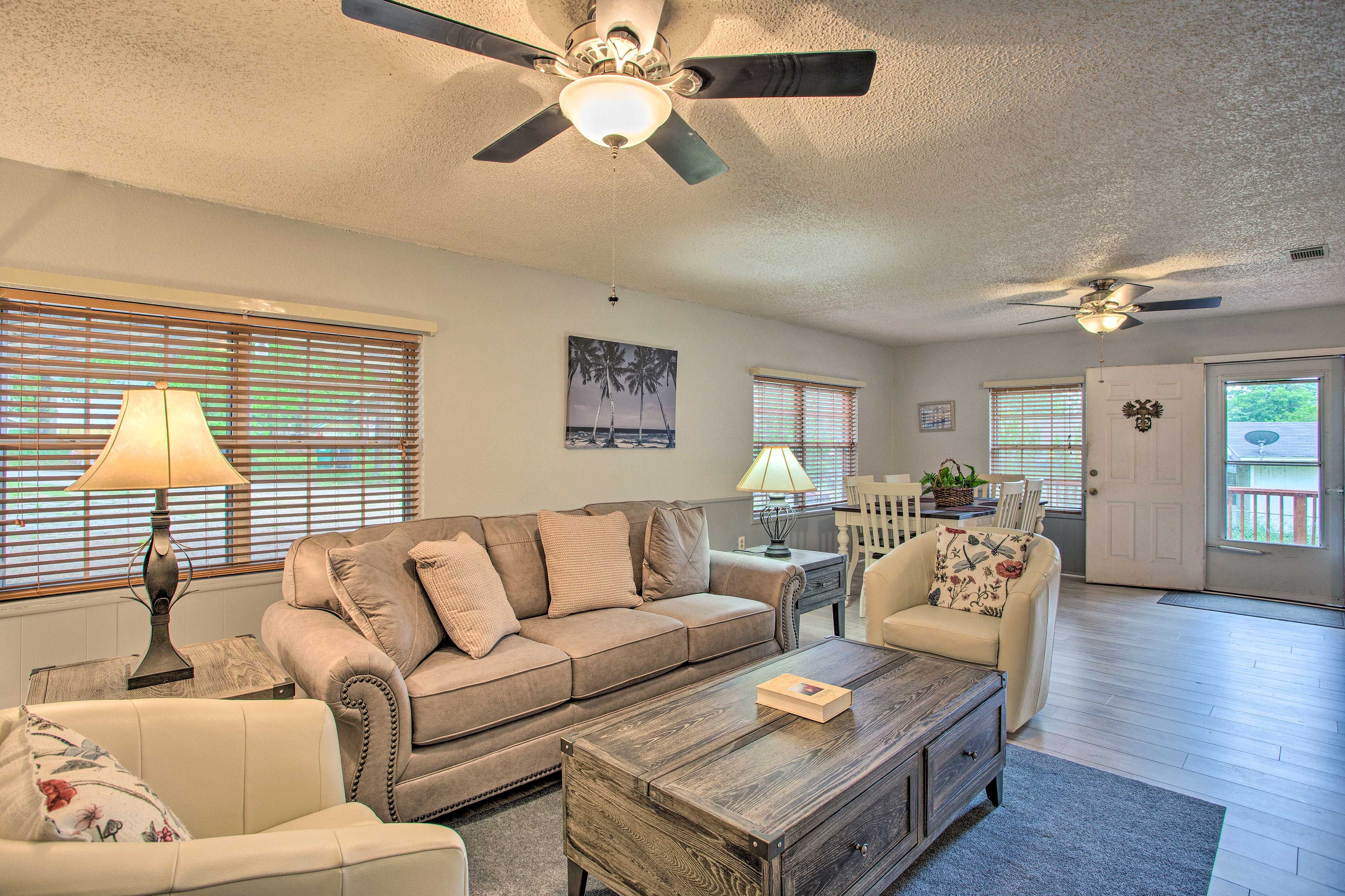 Living Room | Electric Fireplace
