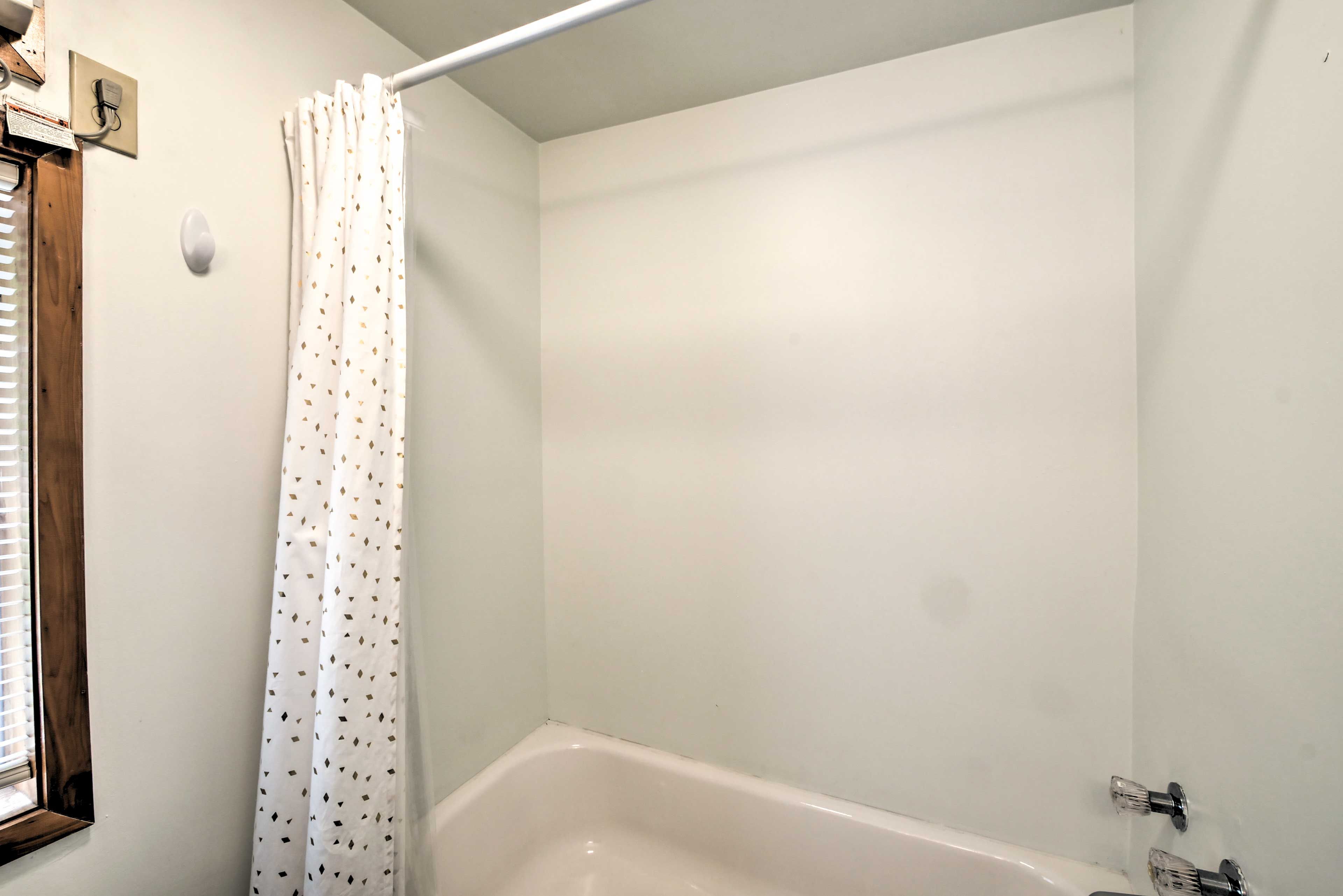 Bathroom | Tub Only