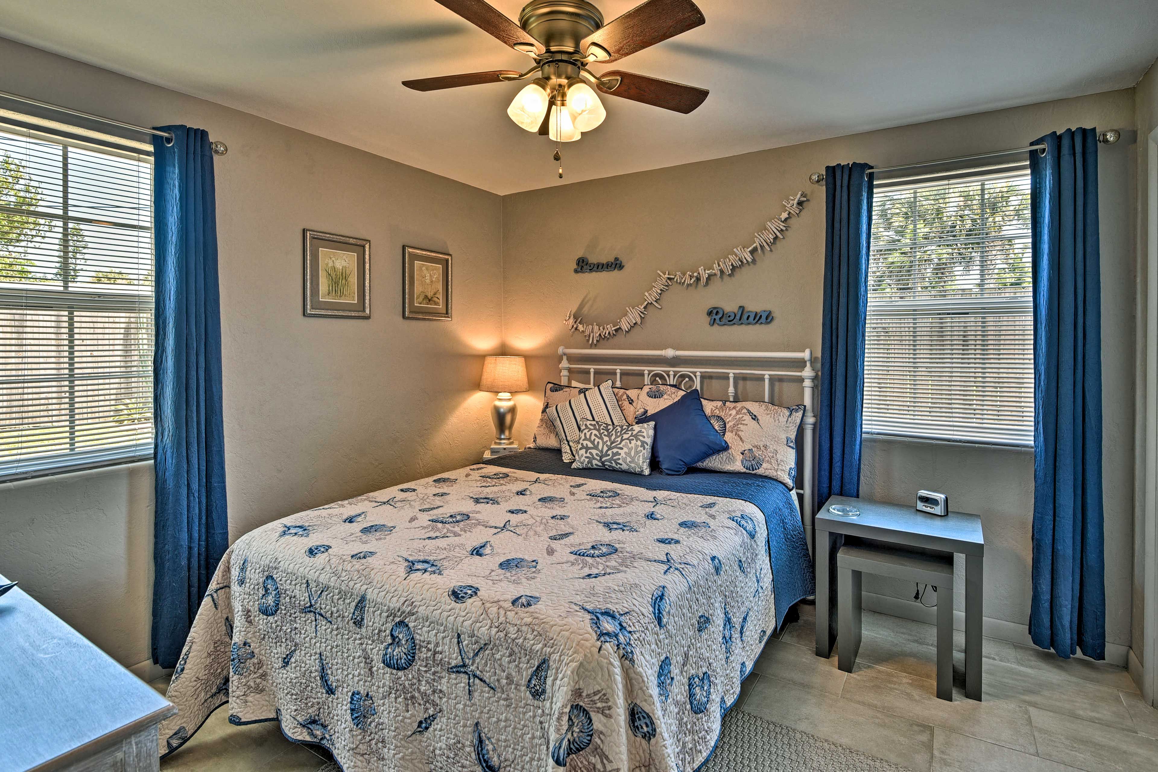 Bathroom 2 | Queen Bed