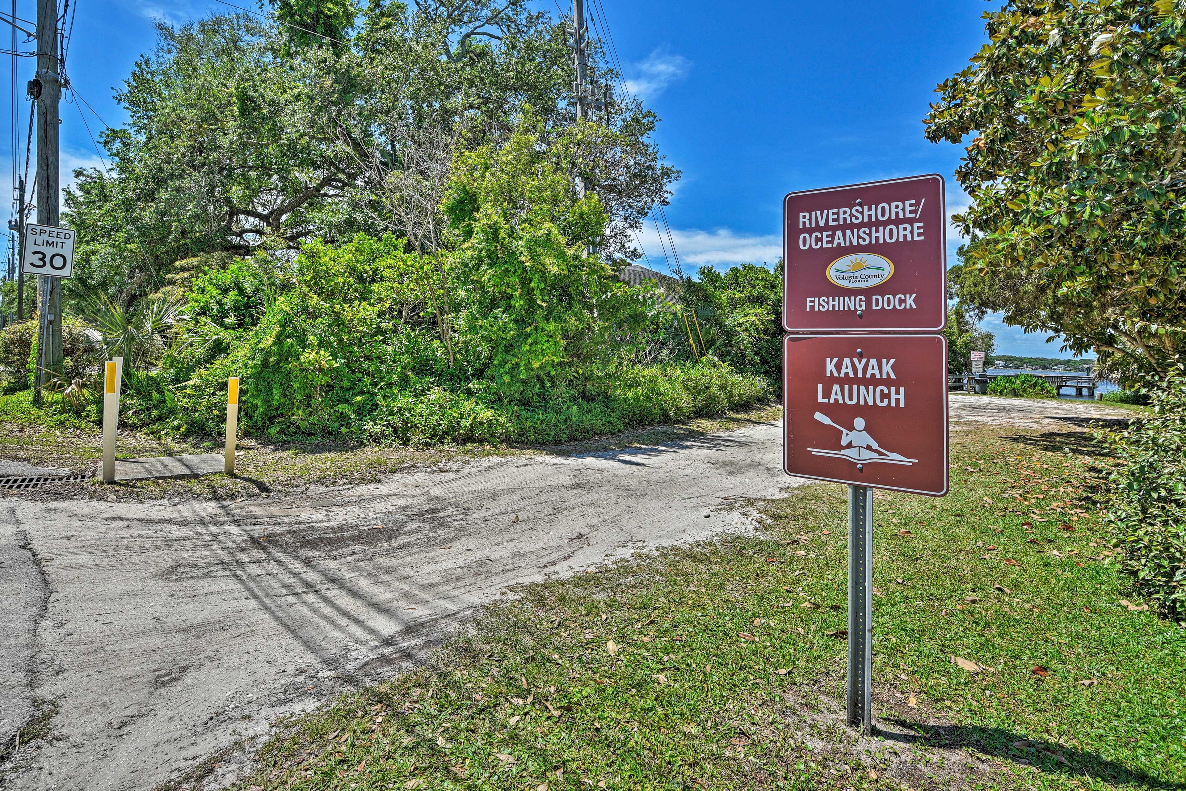 Fishing Dock | 0.2 Miles Away
