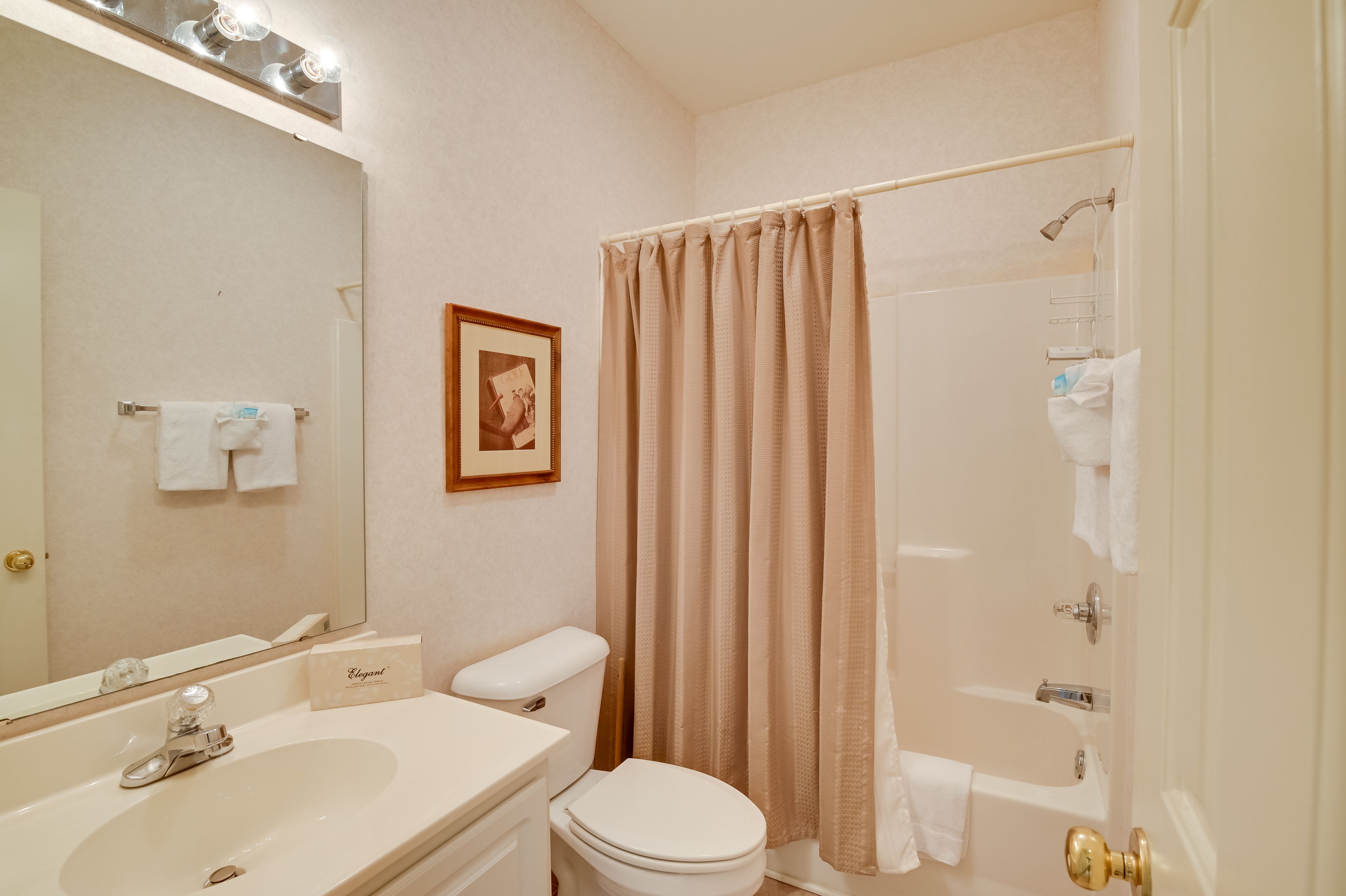 Bathroom | Towels Provided