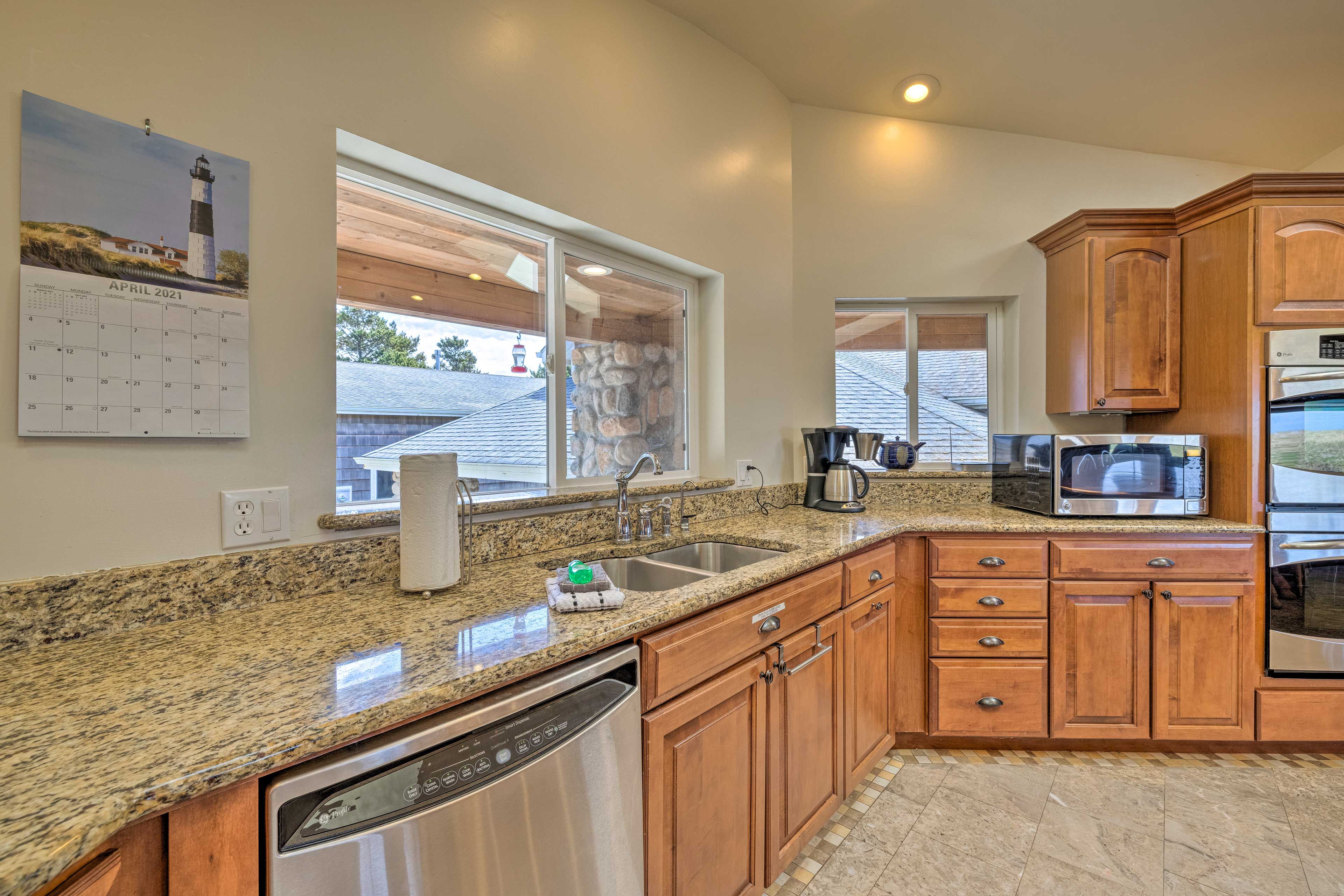 Fully Equipped Kitchen | Complimentary Spices