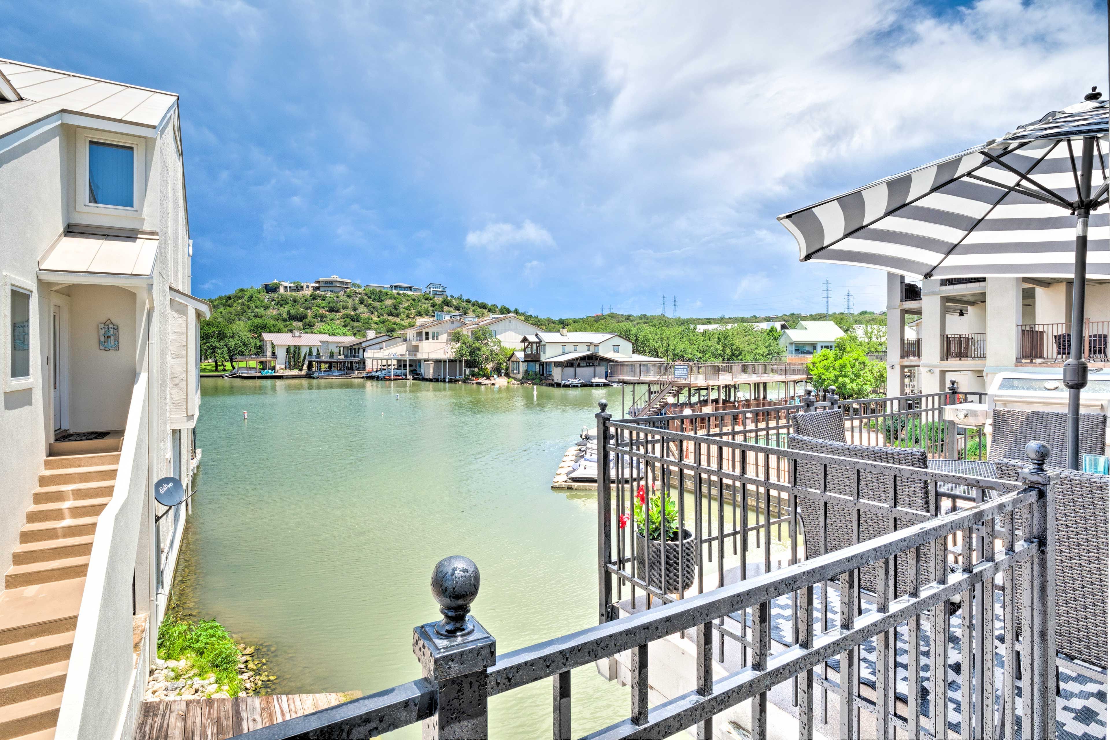 Horseshoe Bay Vacation Rental | 3BR | 3.5BA | Stairs Required | 1,900 Sq Ft