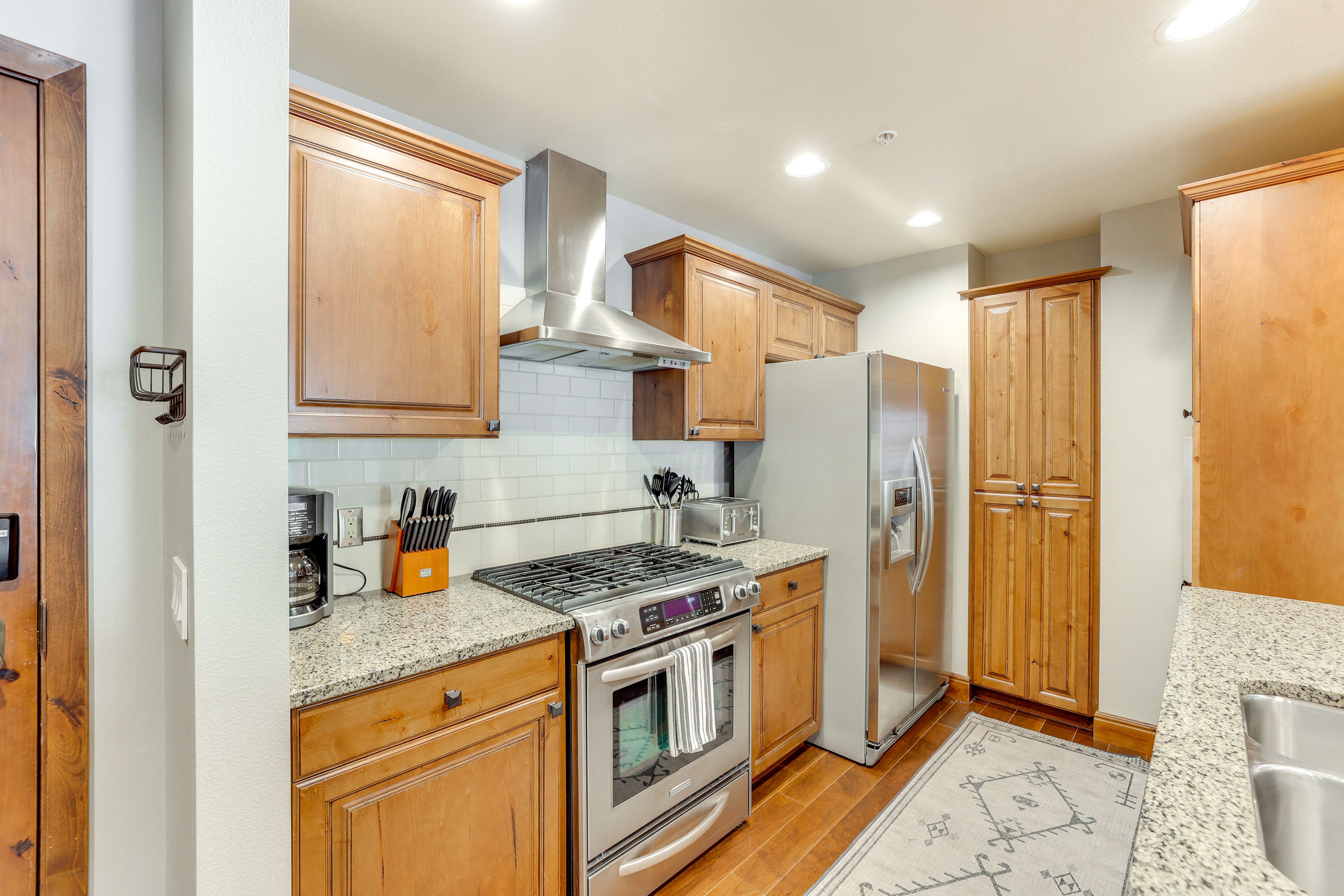 Kitchen | Drip Coffee Maker | Dishwasher | Cooking Basics