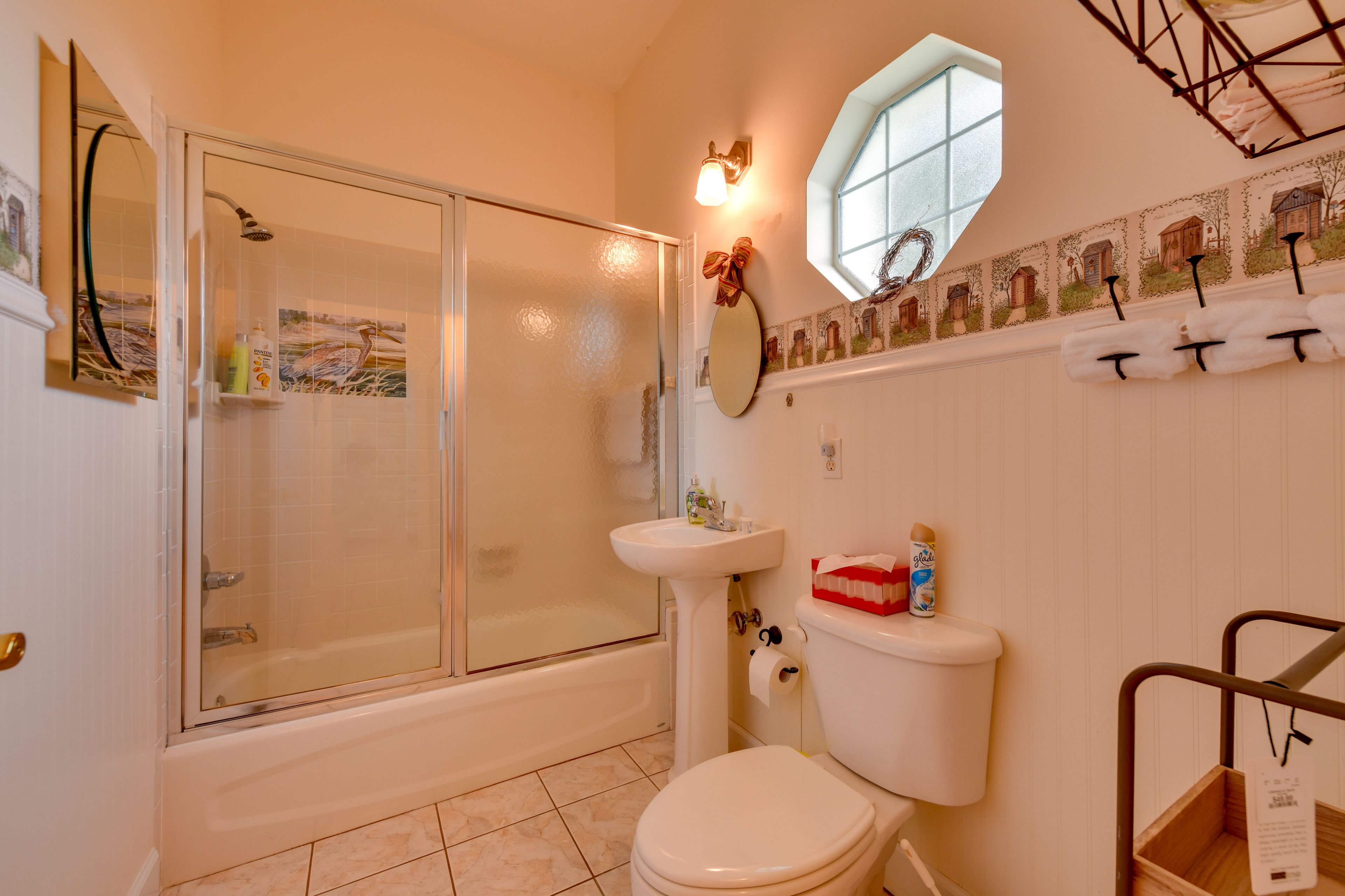 Full Bathroom