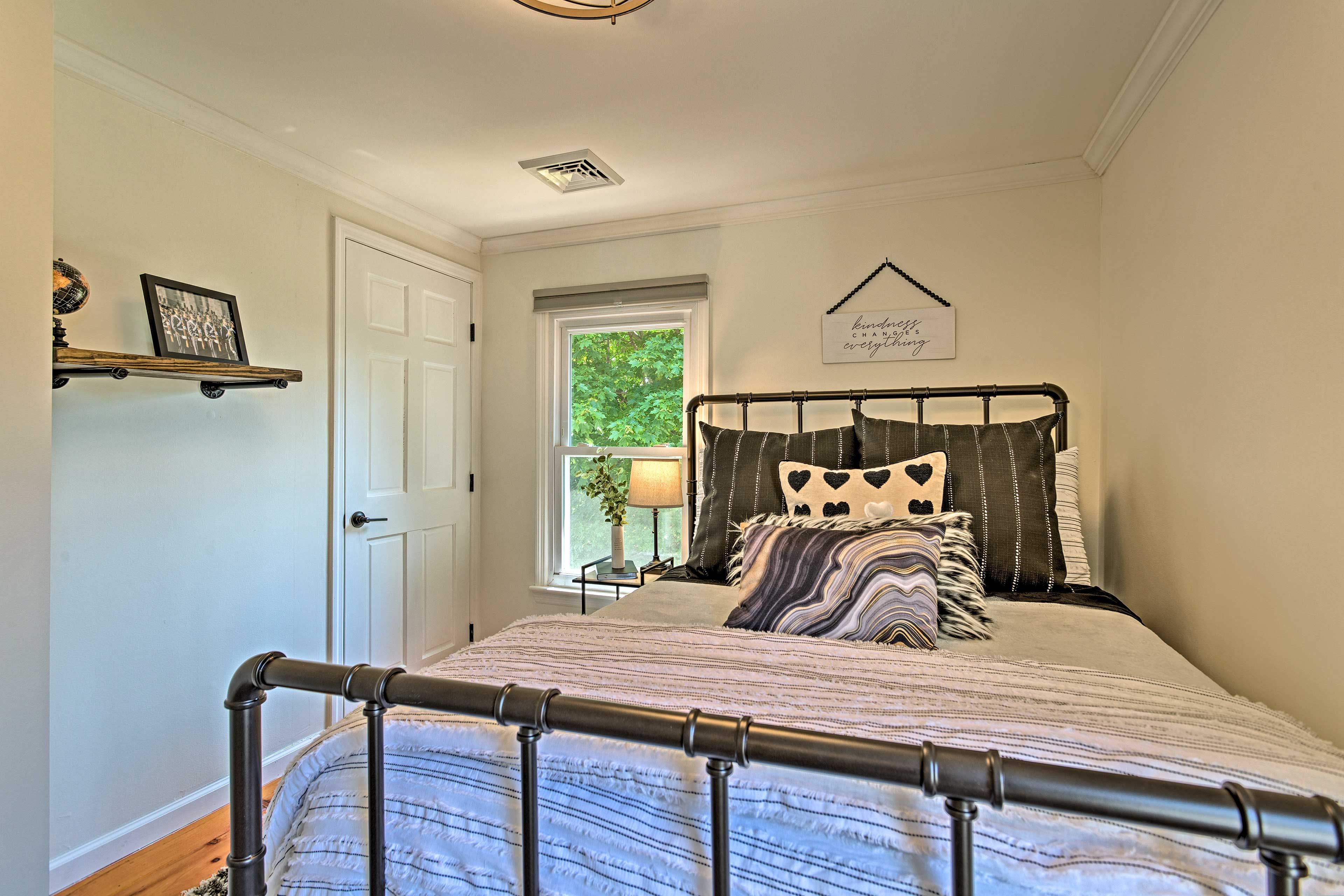 Bedroom 3 | Full Bed