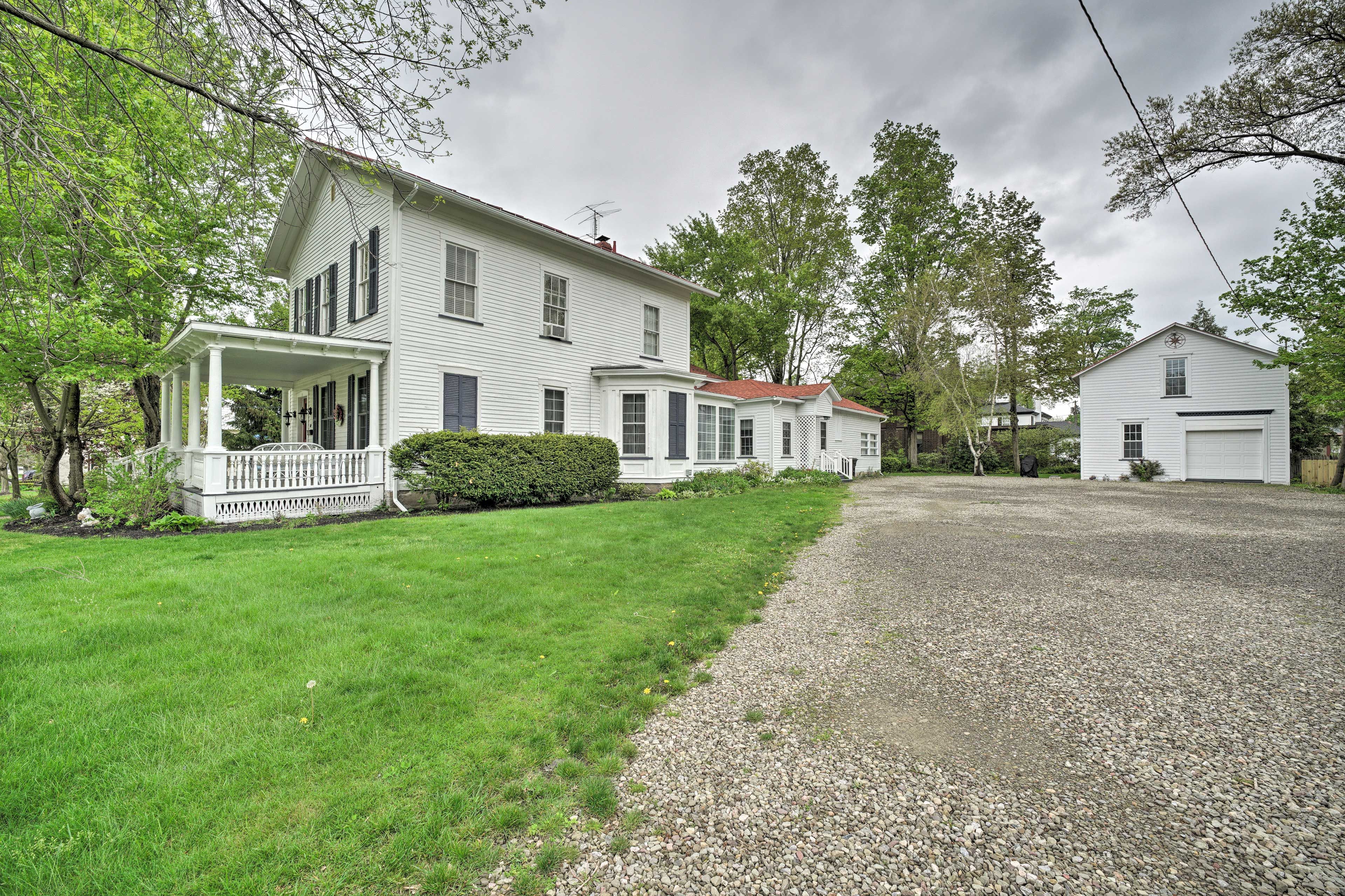 Property Exterior | Parking Area Shared