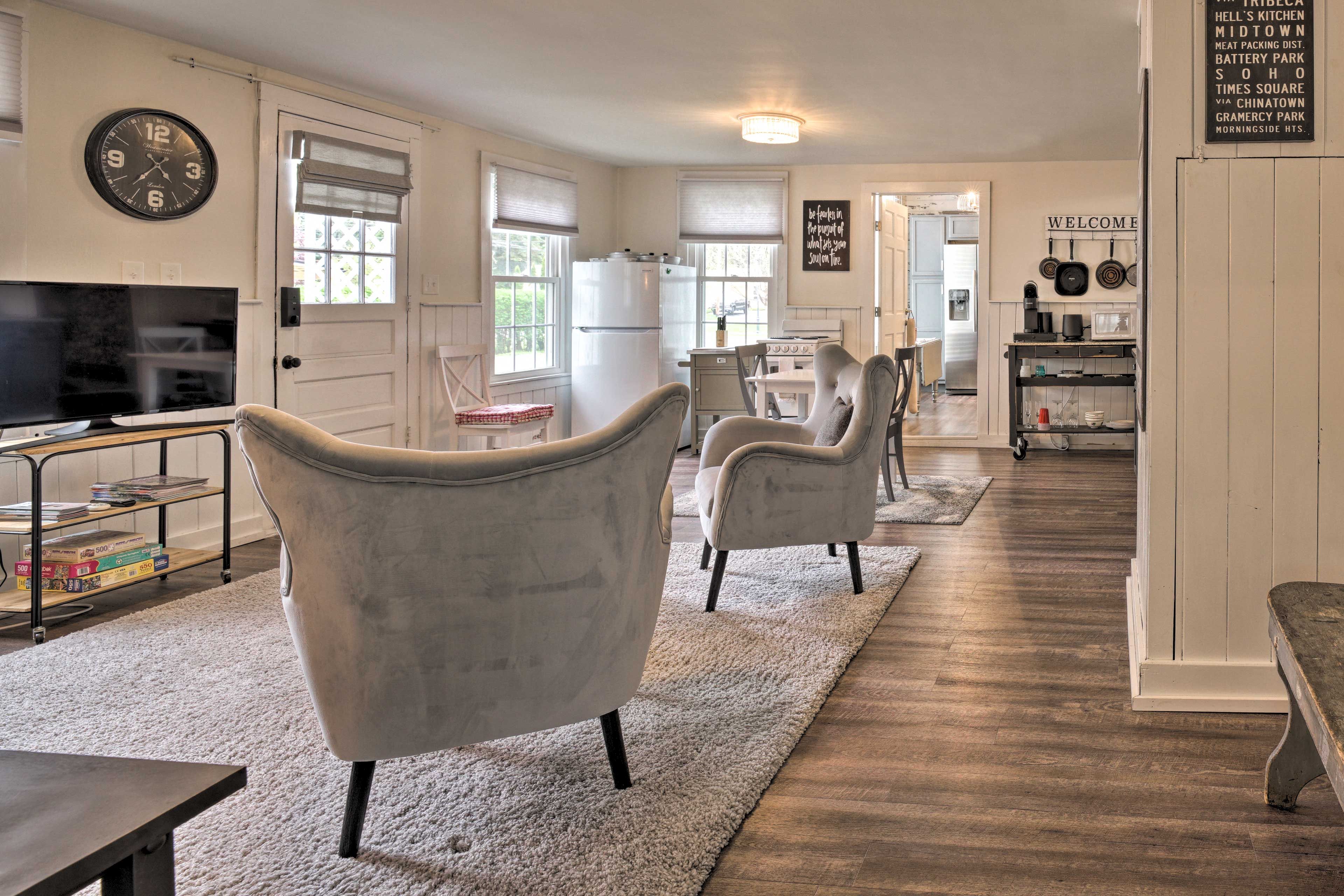 Living Room | Free WiFi (High Speed) | Air Conditioning | Central Heating