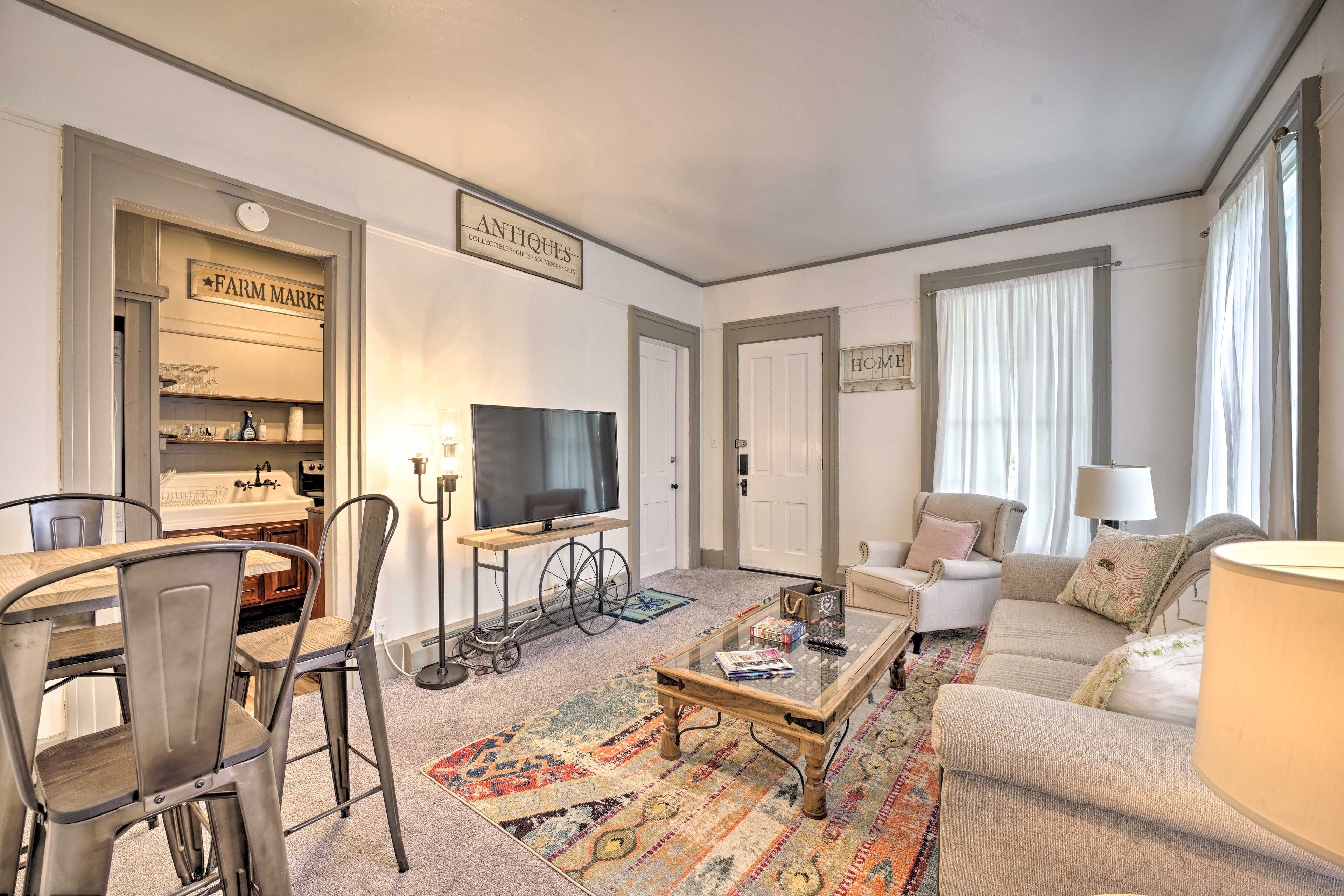 Living Room | Smart TV